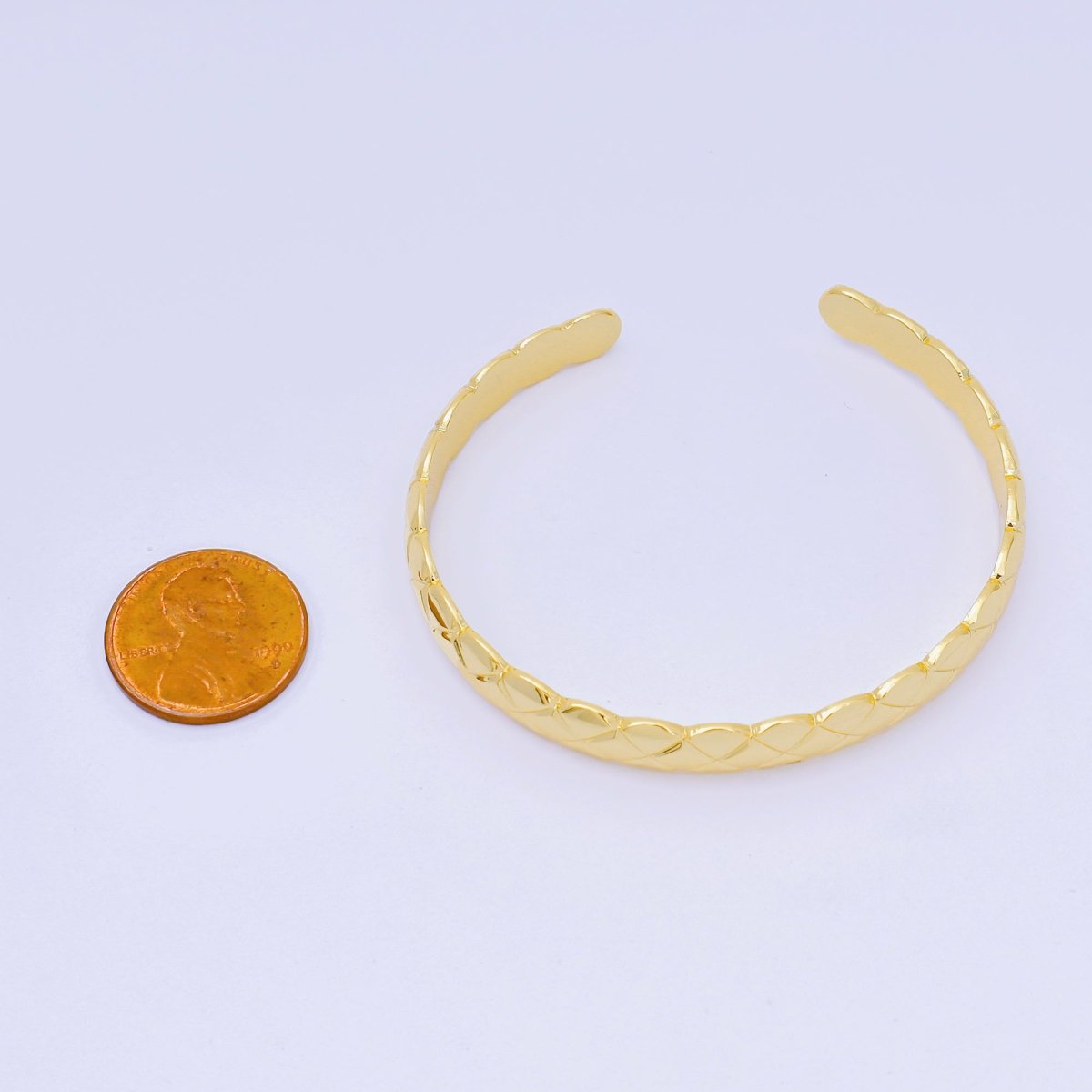 24K Gold Filled Textured Wave Bangle Bracelet | WA - 3405 - DLUXCA