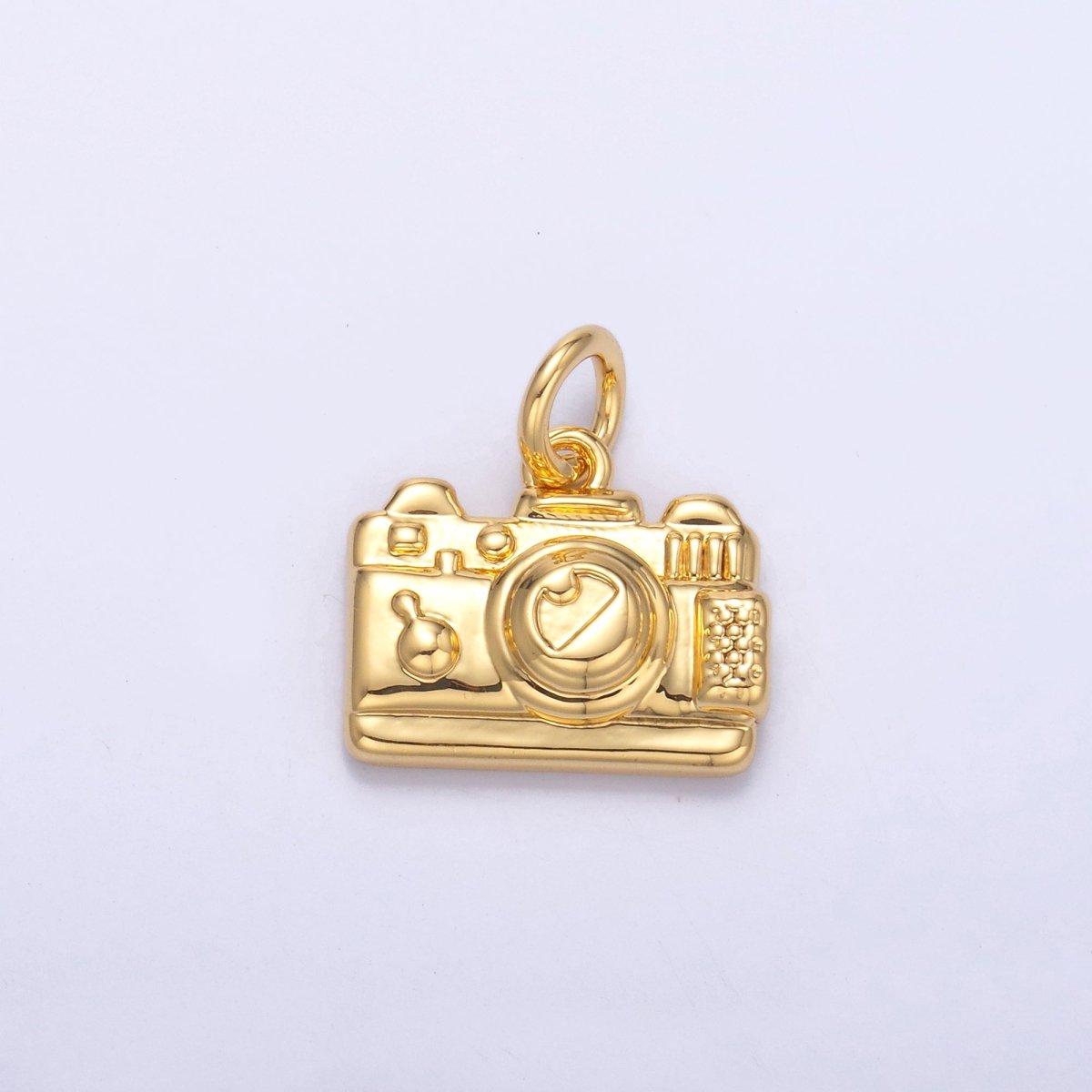 24K Gold Filled Vintage Photography Camera Charm in Gold & Silver | N013 - DLUXCA
