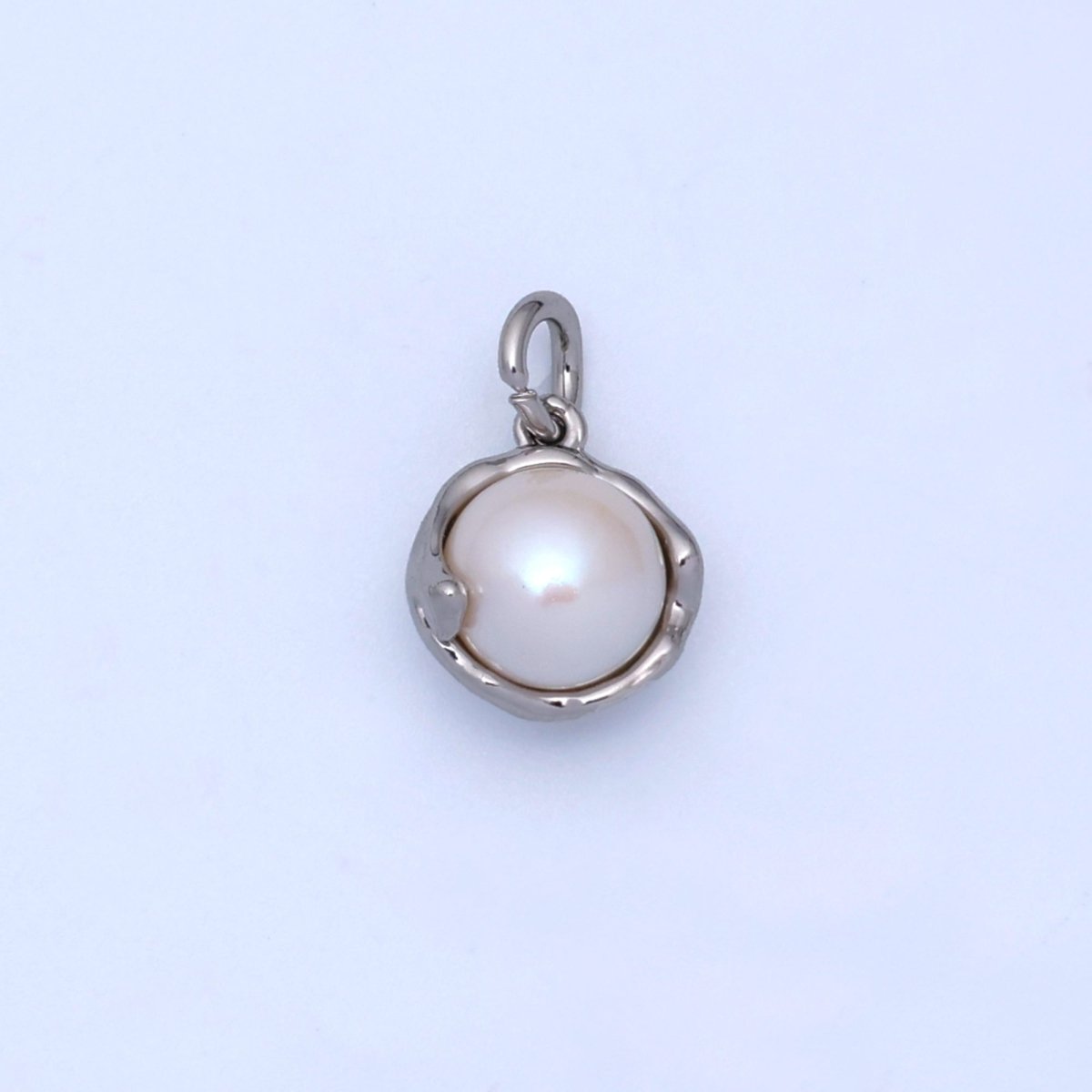 24K Gold Filled White Shell Pearl Bezel Round Charm in Gold & Silver | N026 - DLUXCA