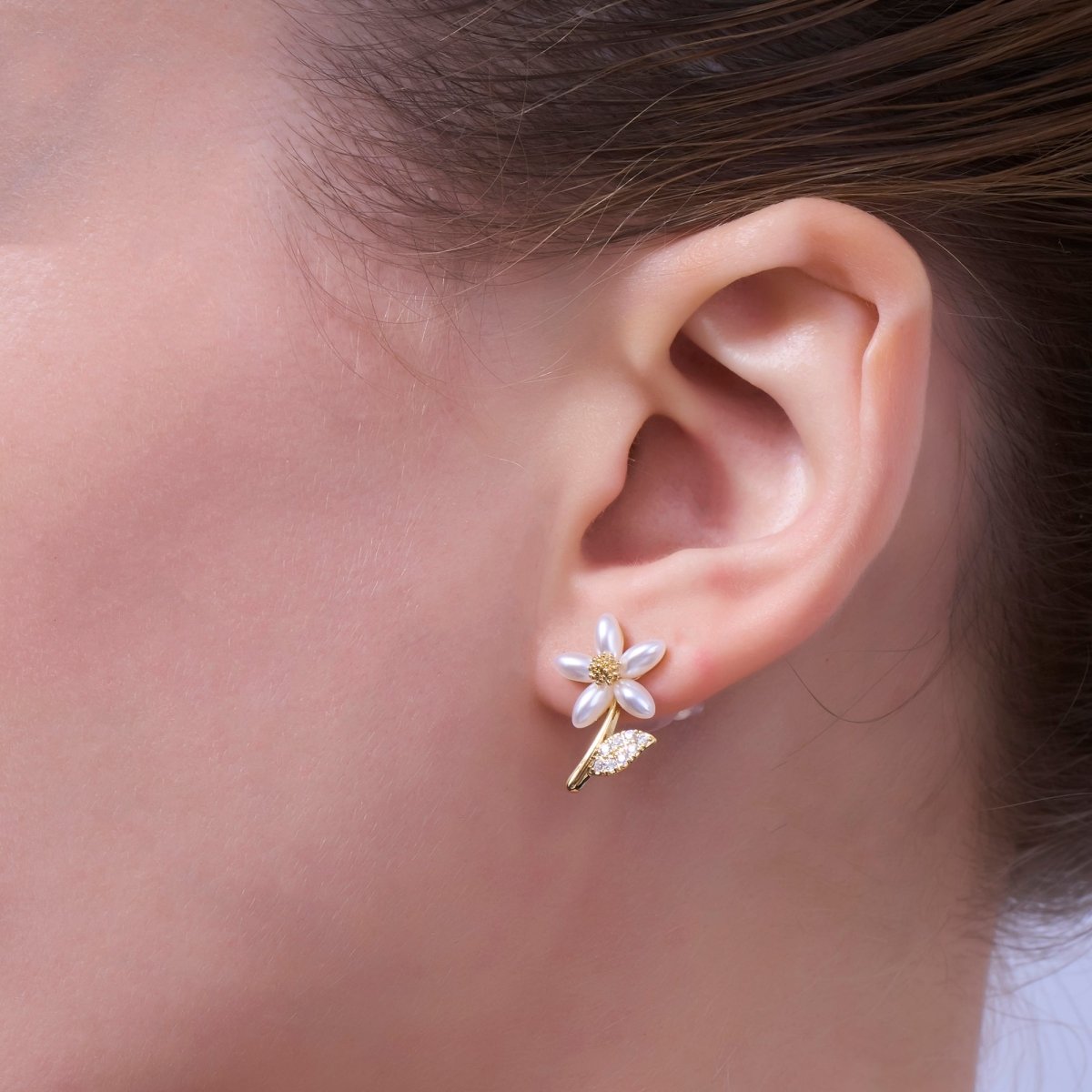 24K Gold Plated Shell Pearl Micro Paved CZ Flower Stud Earrings in Gold & Silver | AB201 AB202 - DLUXCA