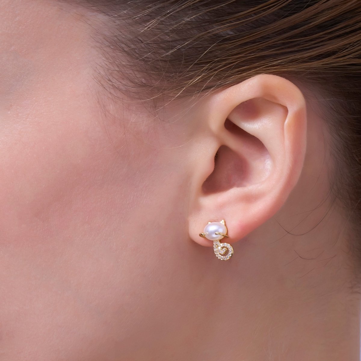 24K Gold Plated Shell Pearl Micro Paved CZ Kitten Cat Stud Earrings in Gold & Silver | AB1085 AB1090 - DLUXCA