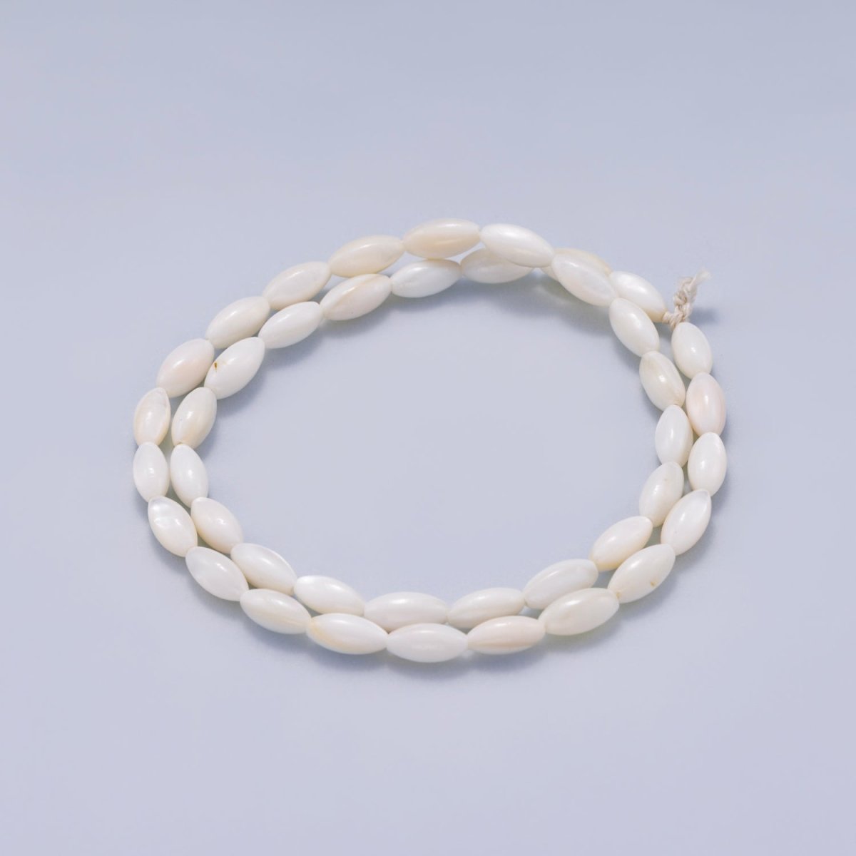 4.5mm White Button Trochid Freshwater Pearl Strand Finding | WA - 04421 - DLUXCA