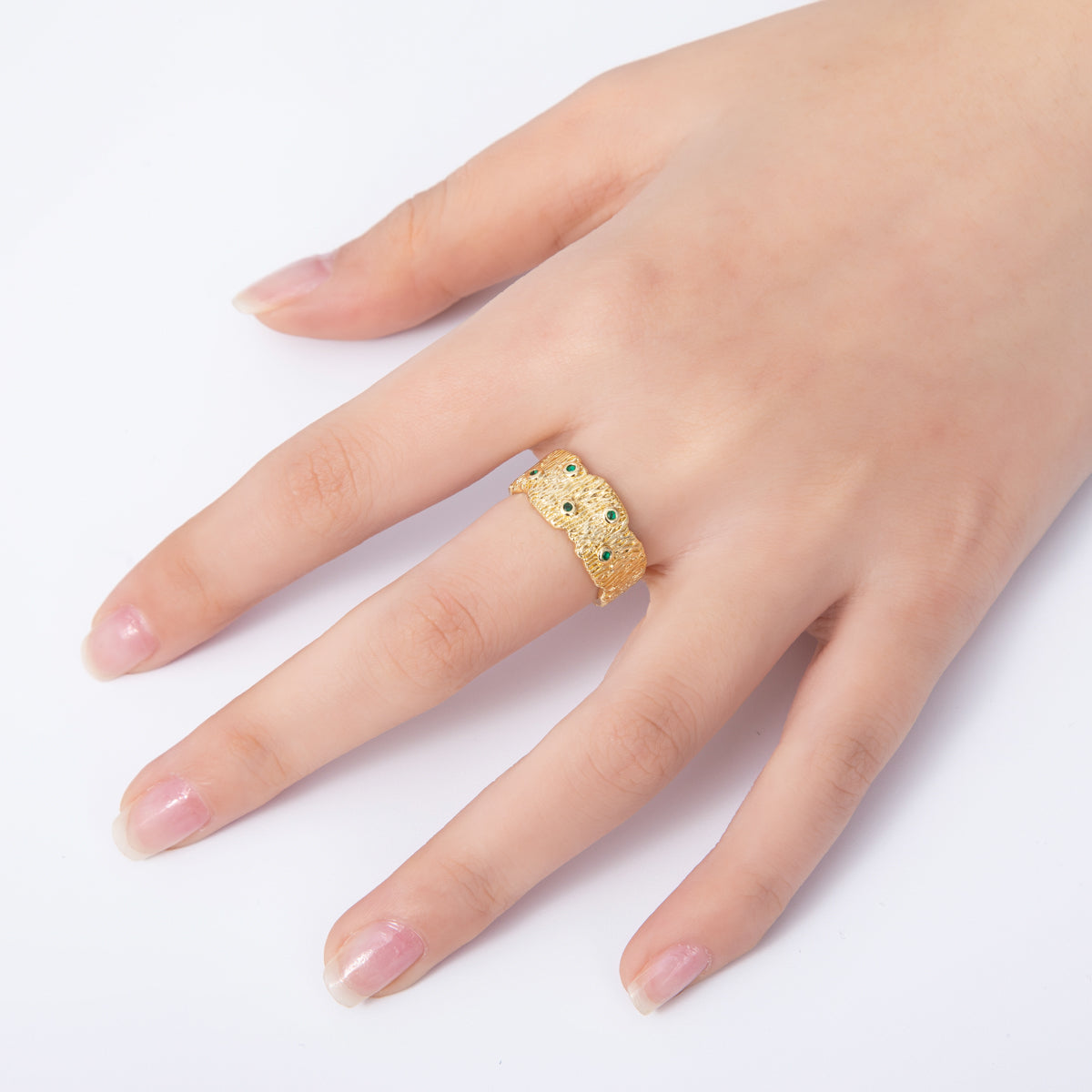 16K Gold Filled Green CZ Dotted Textured Ribbed Wide Band Ring | Rings-00032