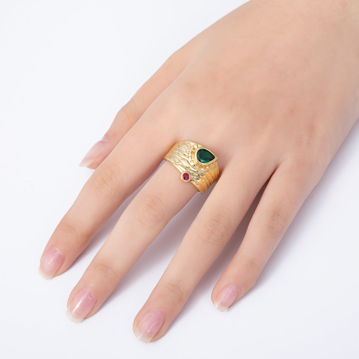 16K Gold Filled Green Fuchsia CZ Textured Wide Band Ring | Rings-00028