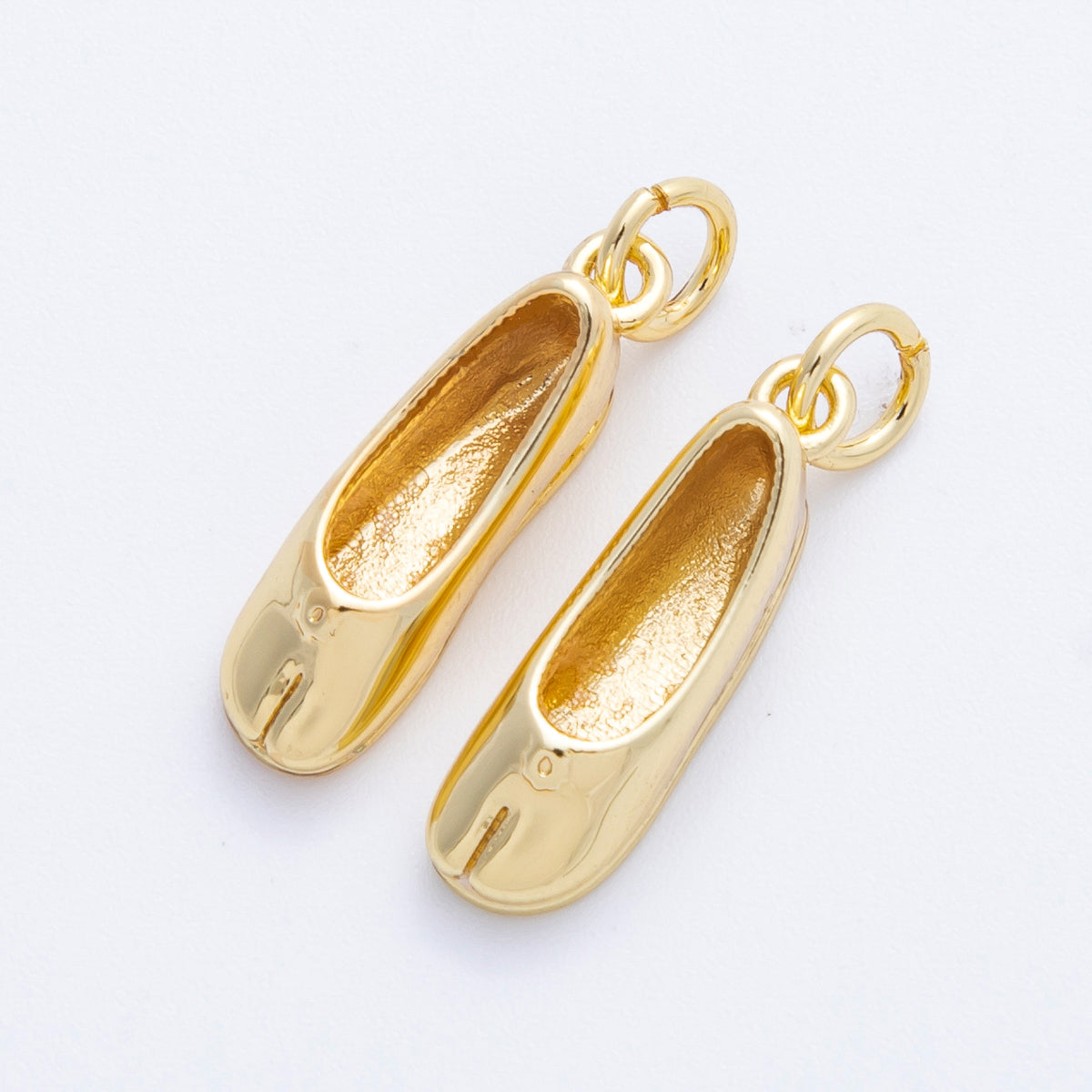 16K Gold Filled 18mm Split Toe Mary Jane Flat Shoes 3D Multidimensional Charm | Charms-00206