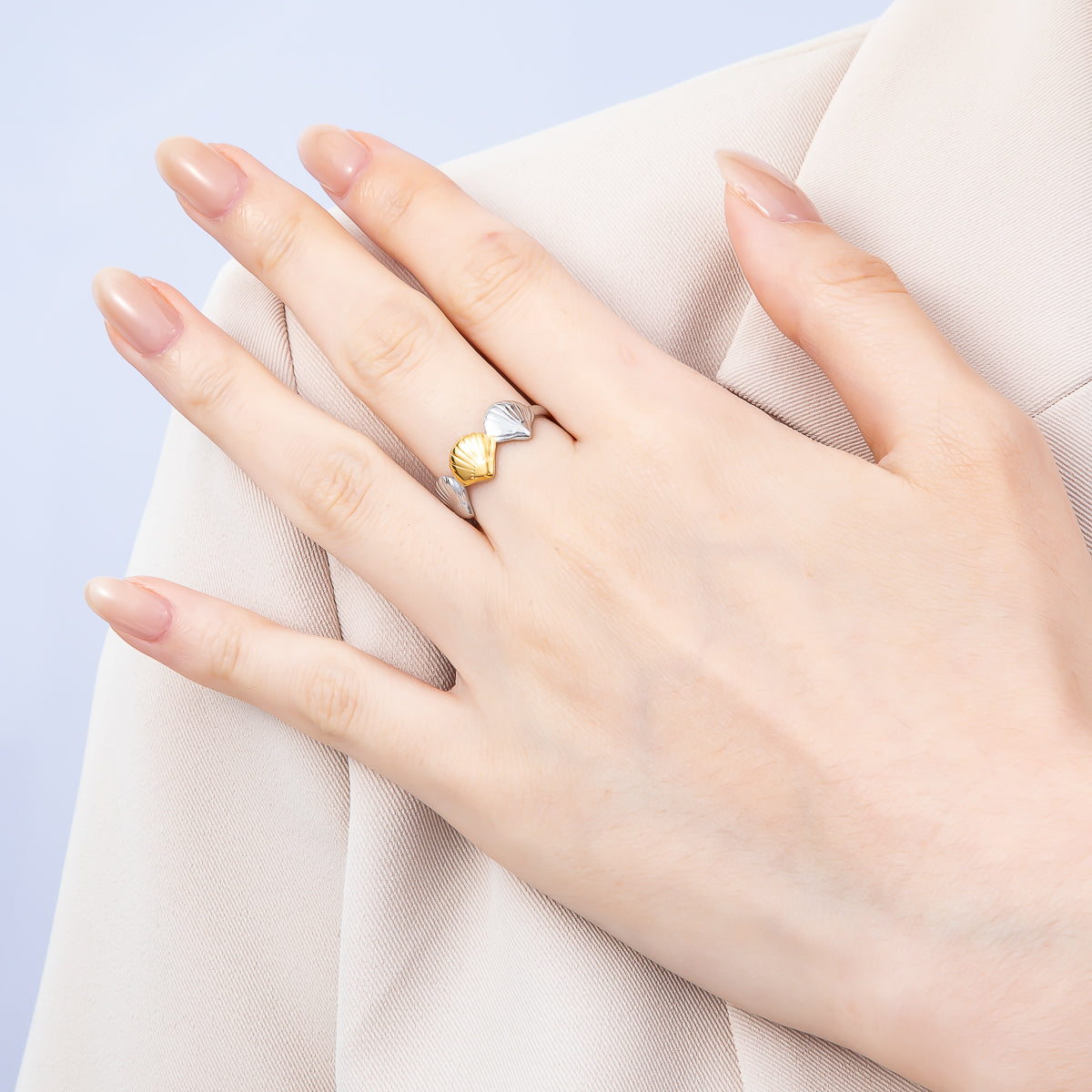 Stainless Steel Mixed Metal Minimalist Triple Scallop Sea Shell Ring | Rings-00190