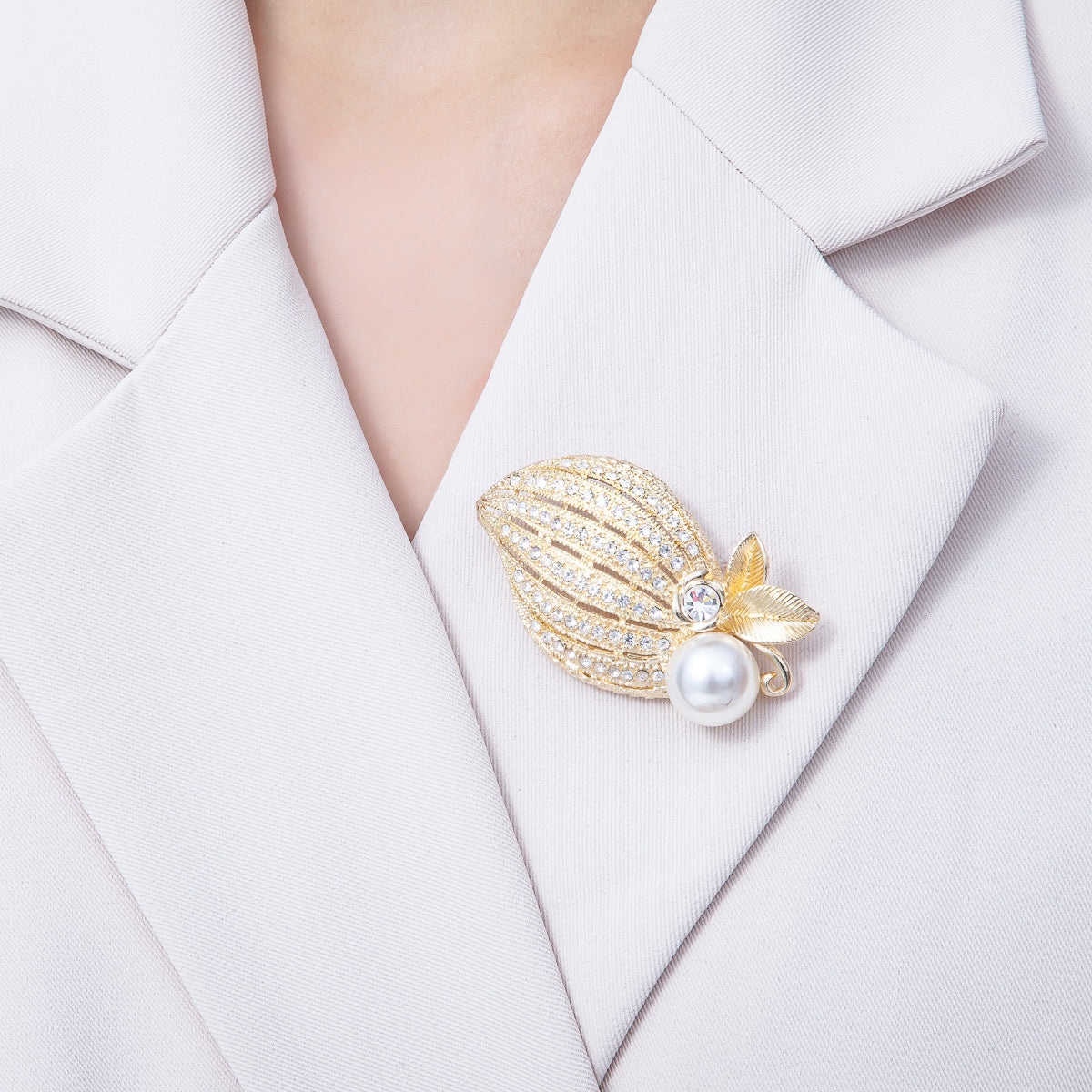 Gold 55.5mm x 32mm Acrylic Pearl Leaf Flower Nature Pin Brooch | BH-031