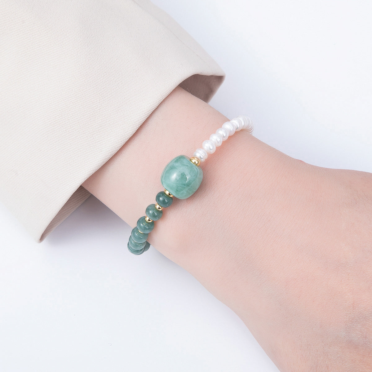 16K Gold Filled 6mm Shell Pearl Green Aventurine Half Rondelle Gemstone Chain 7.5 Inch Bracelet | WA-00087