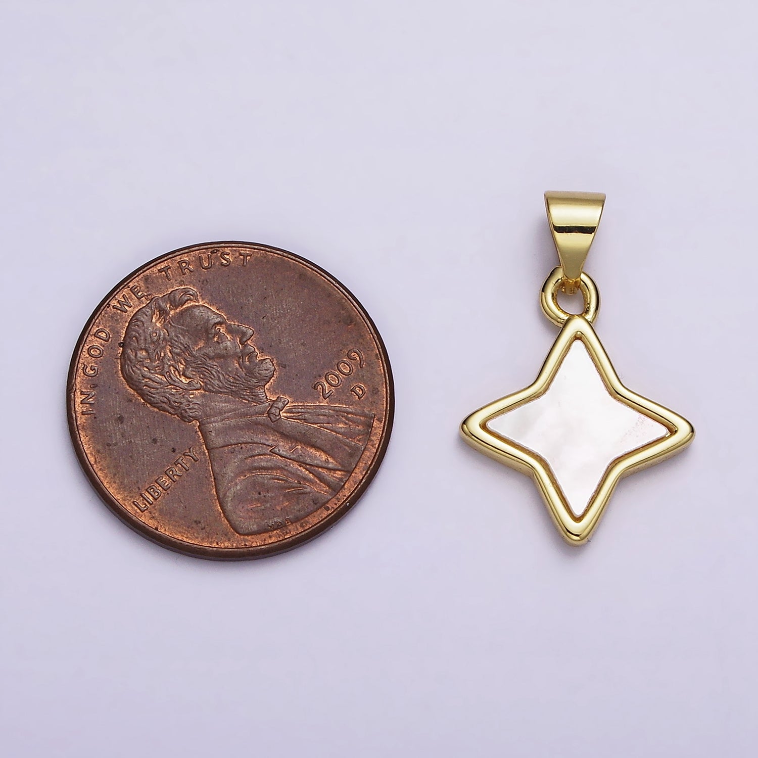 18K Gold Filled 20mm Shell Pearl Bezel Celestial Star Pendant | AA552