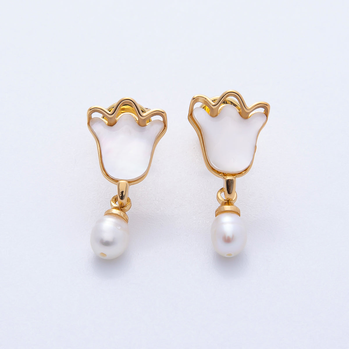 18K Gold Filled 19mm Tulip Flower Dangle Shell Pearl Stud Earrings | Ab1676