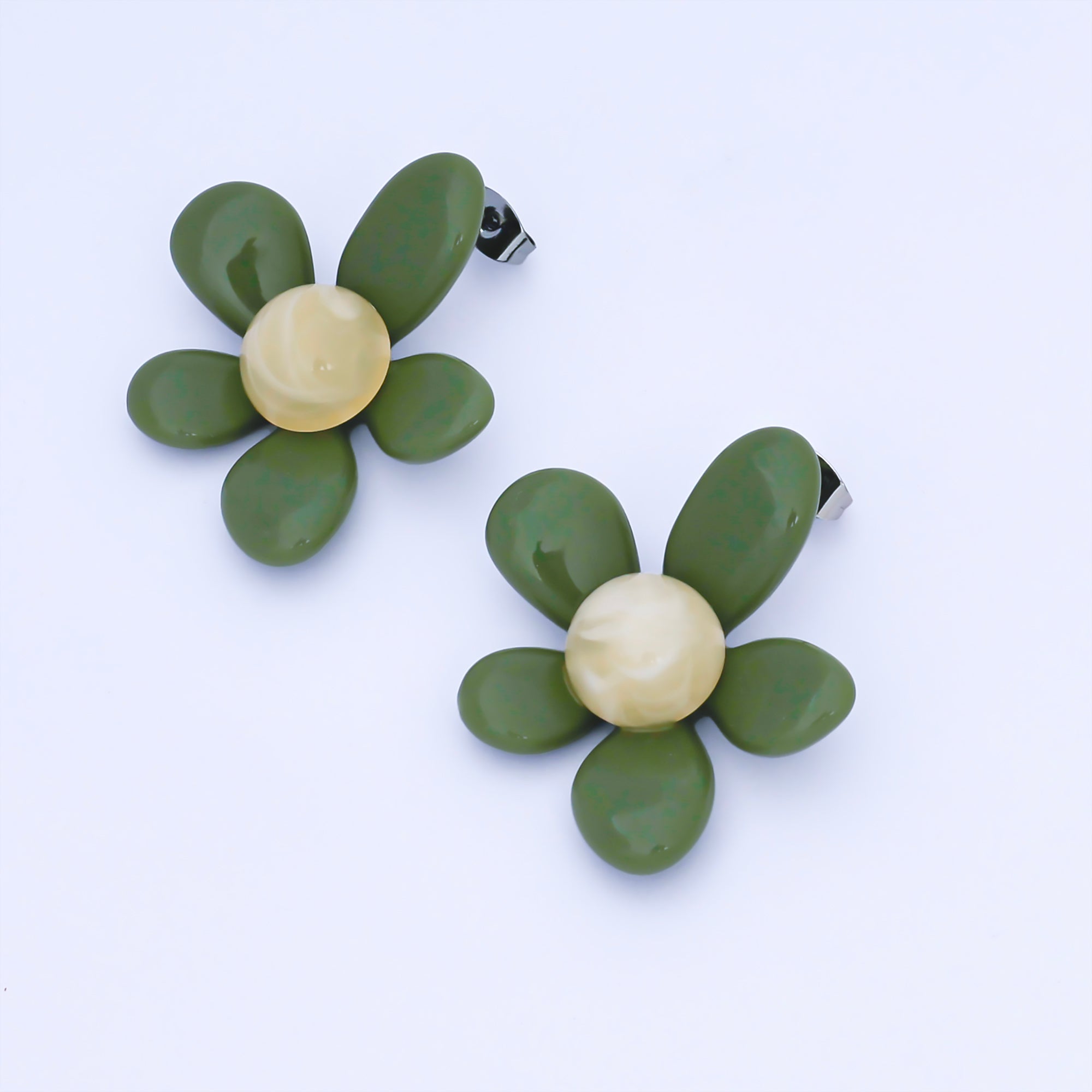 Silver Colorful Resin 3D Dasiy Flower Stud Earrings Spring Jewelry| ab1636