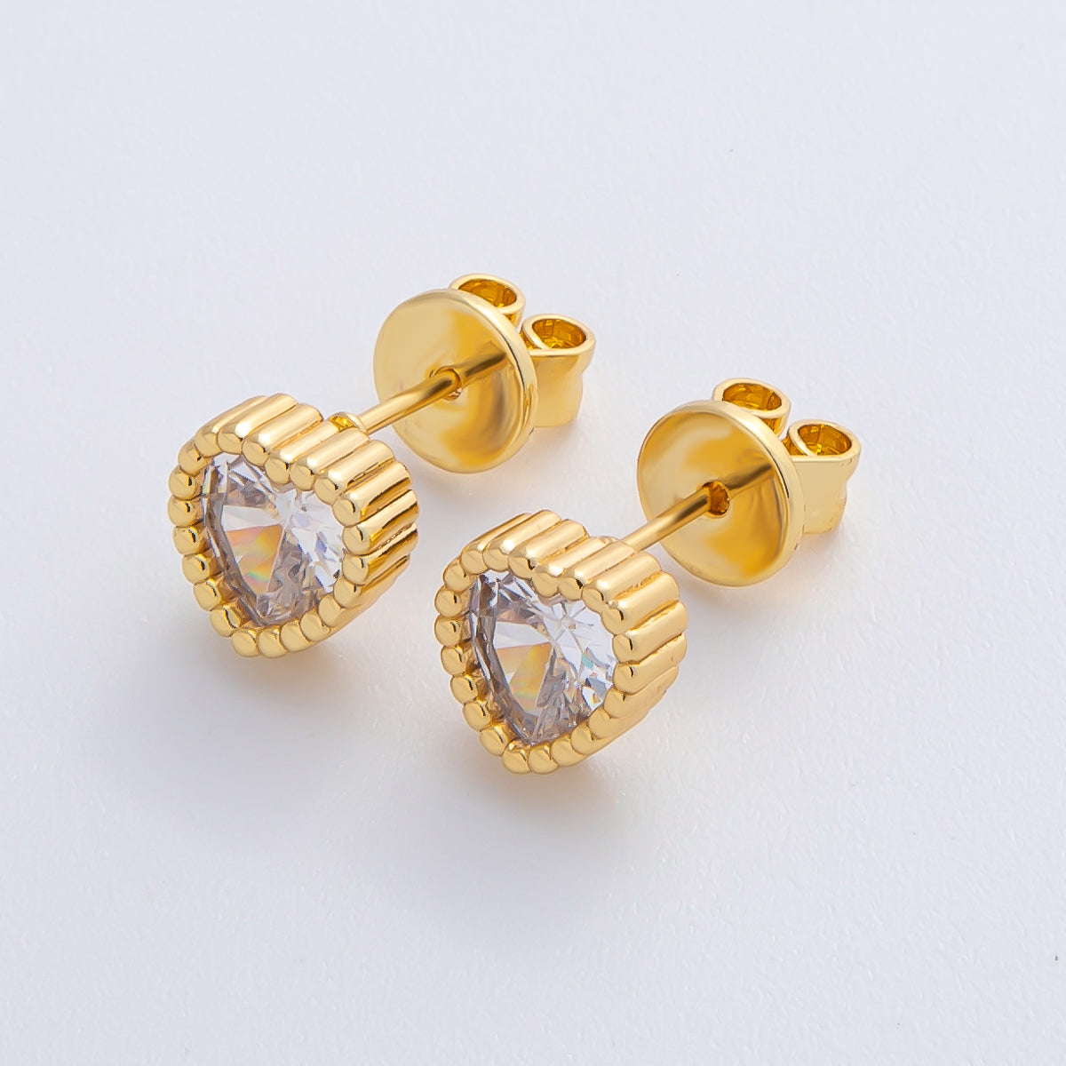18K Gold Filled Clear CZ Ribbed Bezel Heart Stud Earrings | AD1627