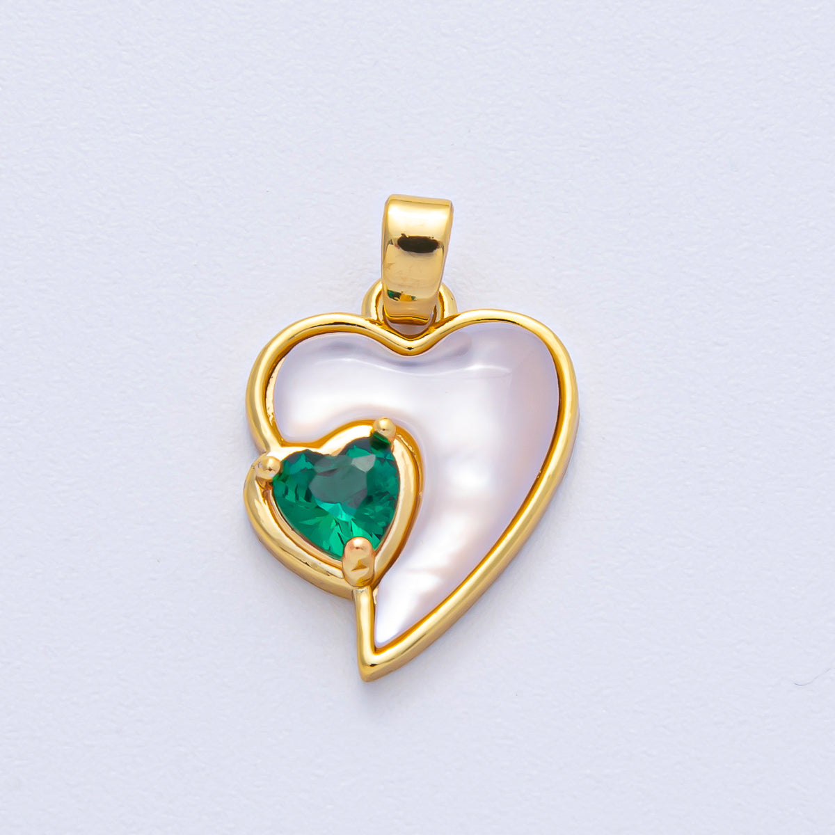 18K Gold Filled 17mm Green CZ Shell Pearl Heart Pendant | AF1206