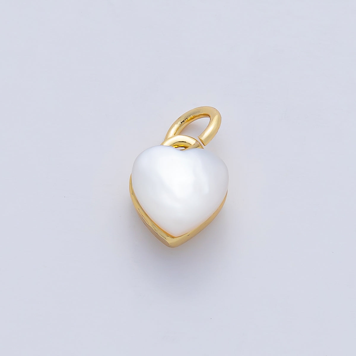 18K Gold Filled 8.8mm Shell Pearl Heart Mini Charm | AF1479