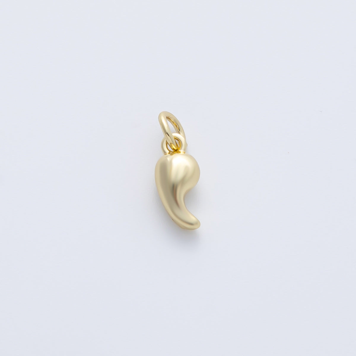 18K Gold Filled 11mm Minimalist Teardrop Mini Charm | AK043