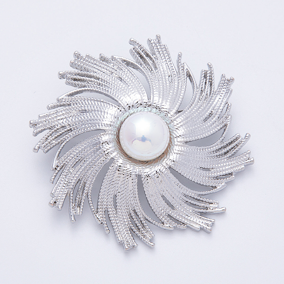 Silver 61.7mm x 59.3mm Shell Pearl Circular Celestial Sun Pin Brooch | BH-097