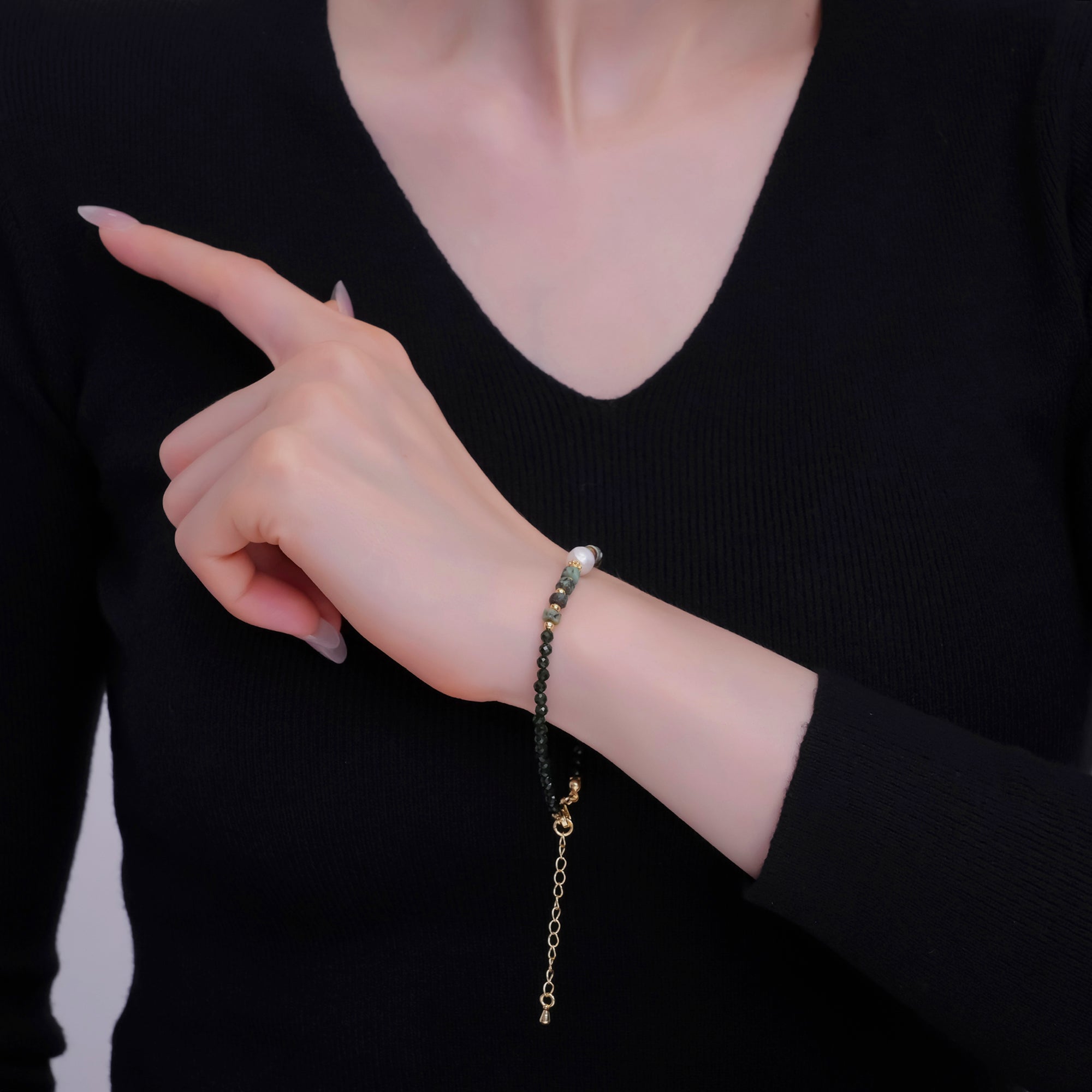 24K Gold Filled Shell Pearl Malachite Green Gemstone 7.5 Inch Bracelet | WA-2885