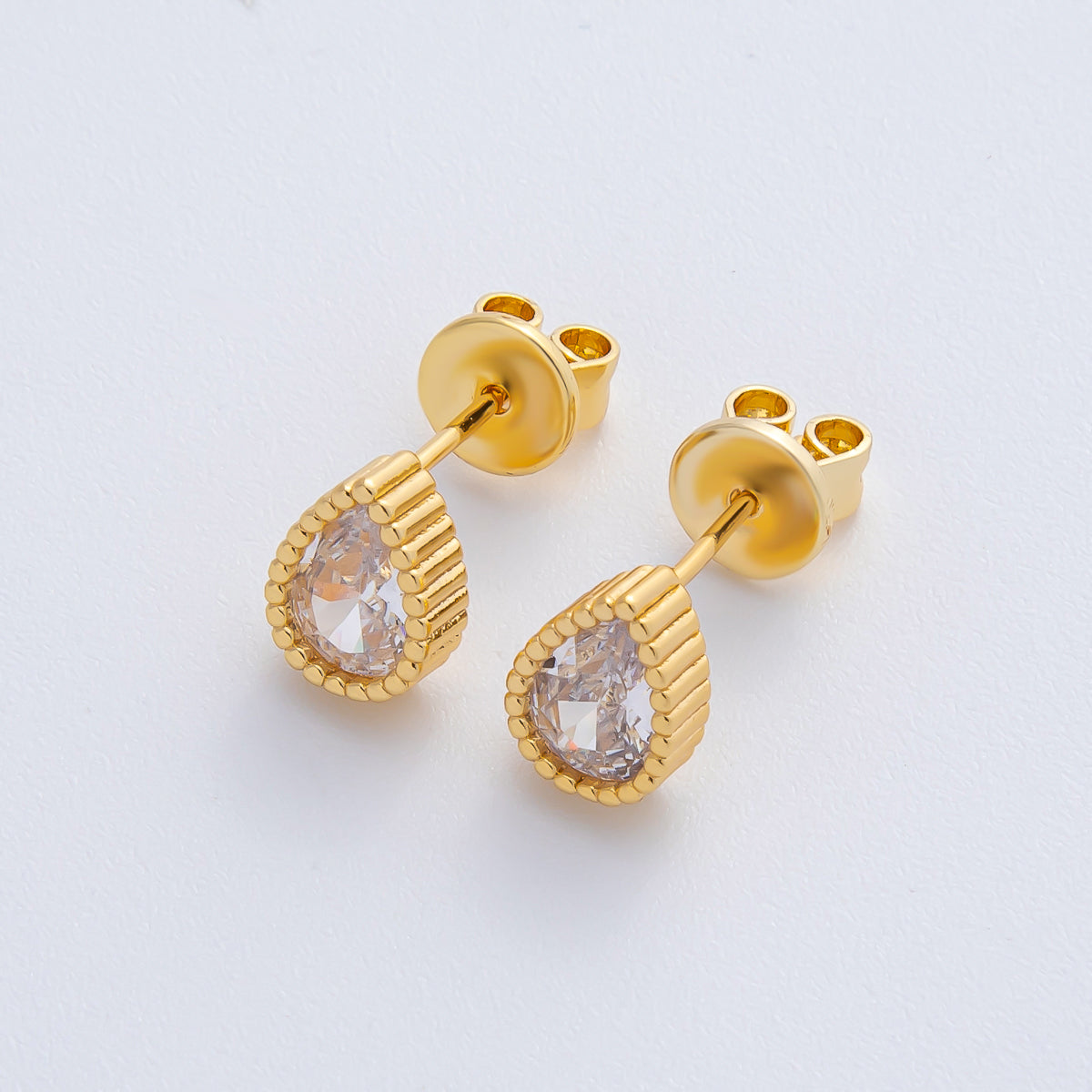 18K Gold Filled 8.7mm Clear CZ Ribbed Teardrop Stud Earrings | AD1628