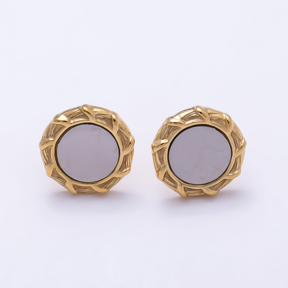 Stainless Steel 14mm Shell Pearl Geometric Round Bezel Stud | Earrings-00744