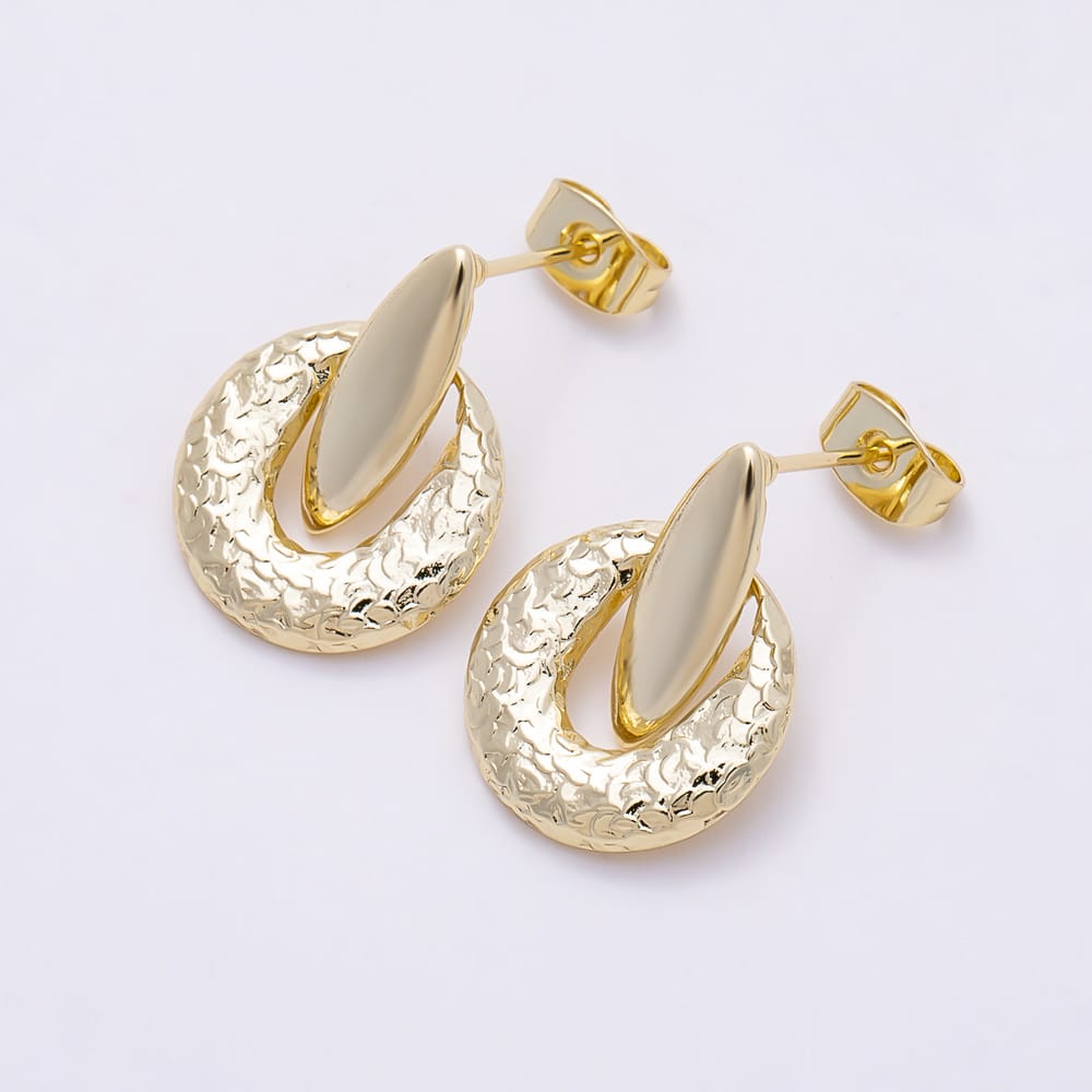 16K Gold Filled 20mm Hammered Circle Textured Open Ring Oval Stud Earrings | Earrings-00941