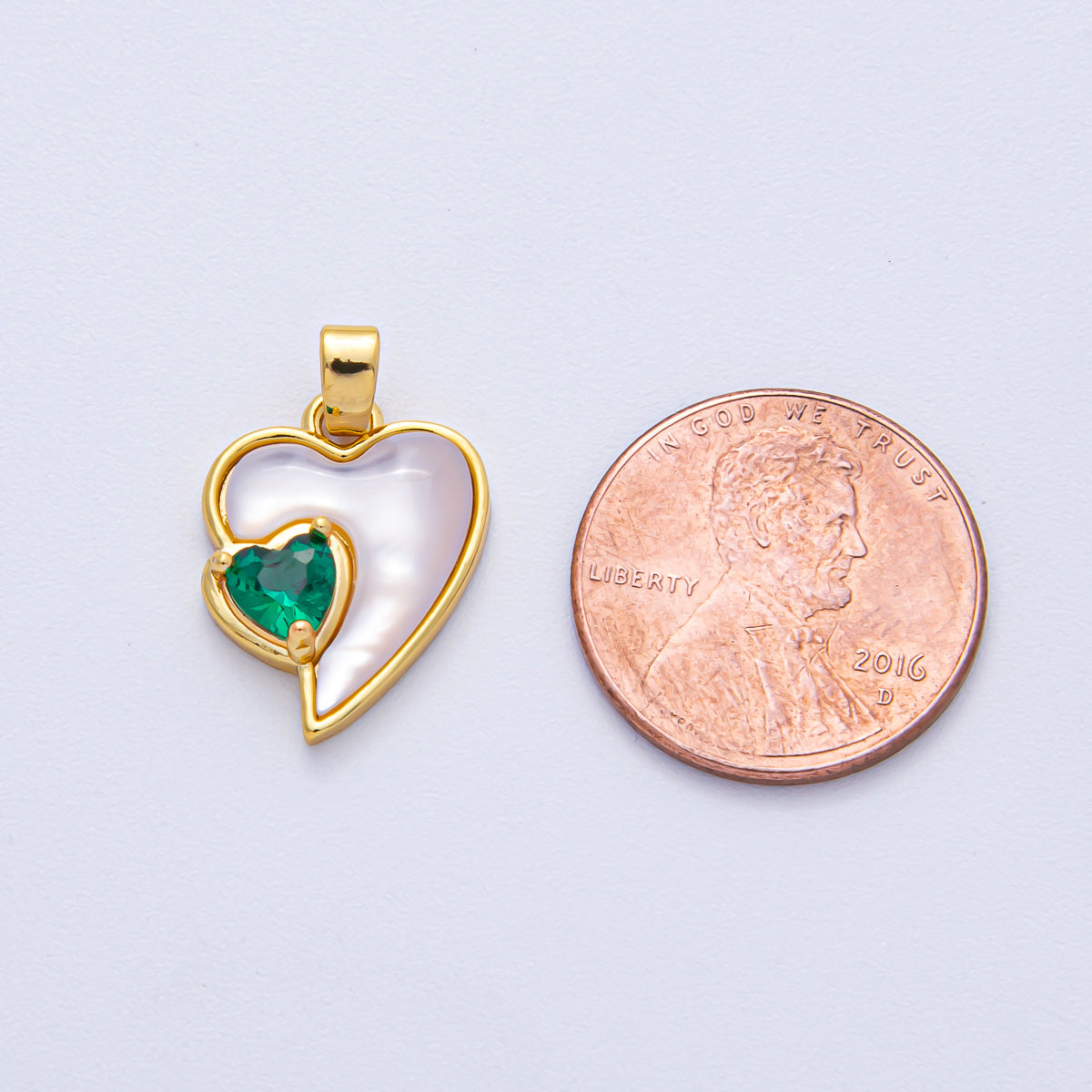 18K Gold Filled 17mm Green CZ Shell Pearl Heart Pendant | AF1206