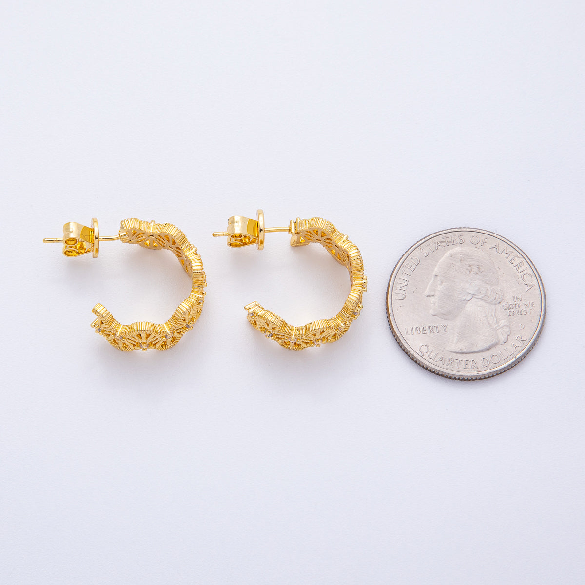 18K Gold Filled 20mm Clear CZ Geometric Wavy C-Shaped Hoop Earrings | T010