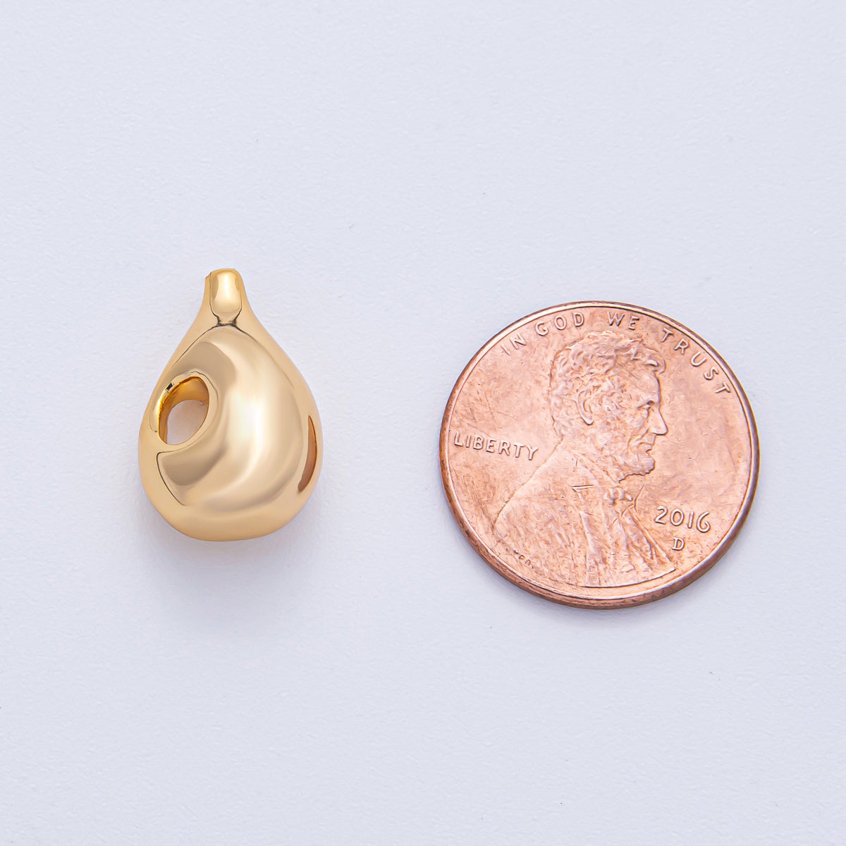 18K Gold Filled 17mm Geometric Chubby Molten Bead | B524