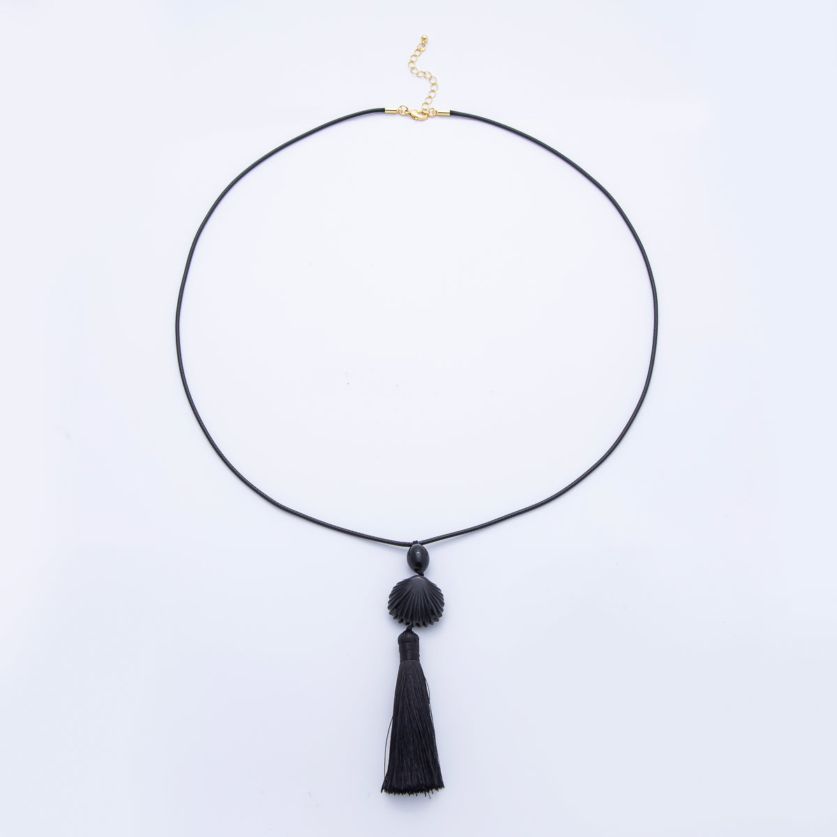 14K Gold Filled 10mm Black Seashell Tassel Necklace | Necklaces-080000
