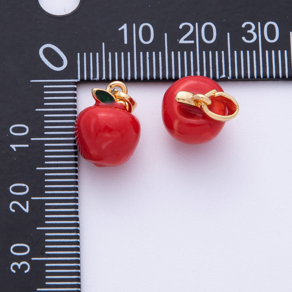 18K Gold Filled 13.5mm Red Apple Fruit 3D Multidimensional Pendant | Charms-00115
