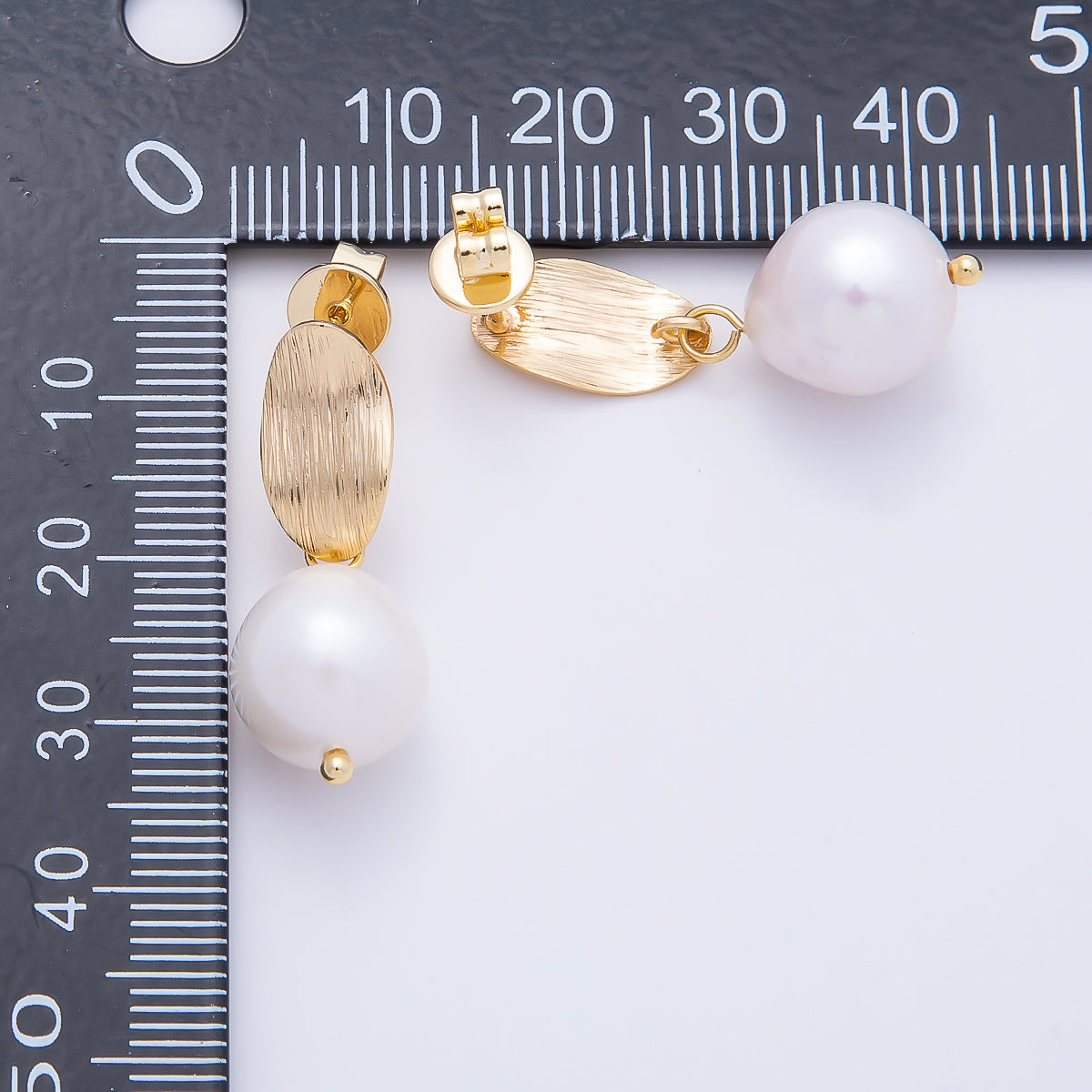 18K Gold Filled 14mm Shell Pearl Round Textured Drop Stud Earrings | Earrings-00468