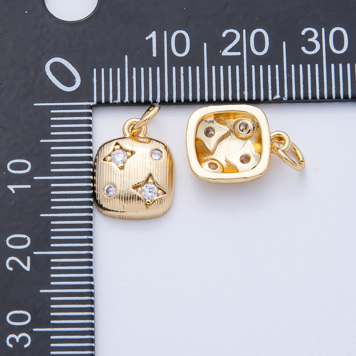 18K Gold Filled 13mm Clear CZ Star Dotted Ribbed Square Charm | AK157