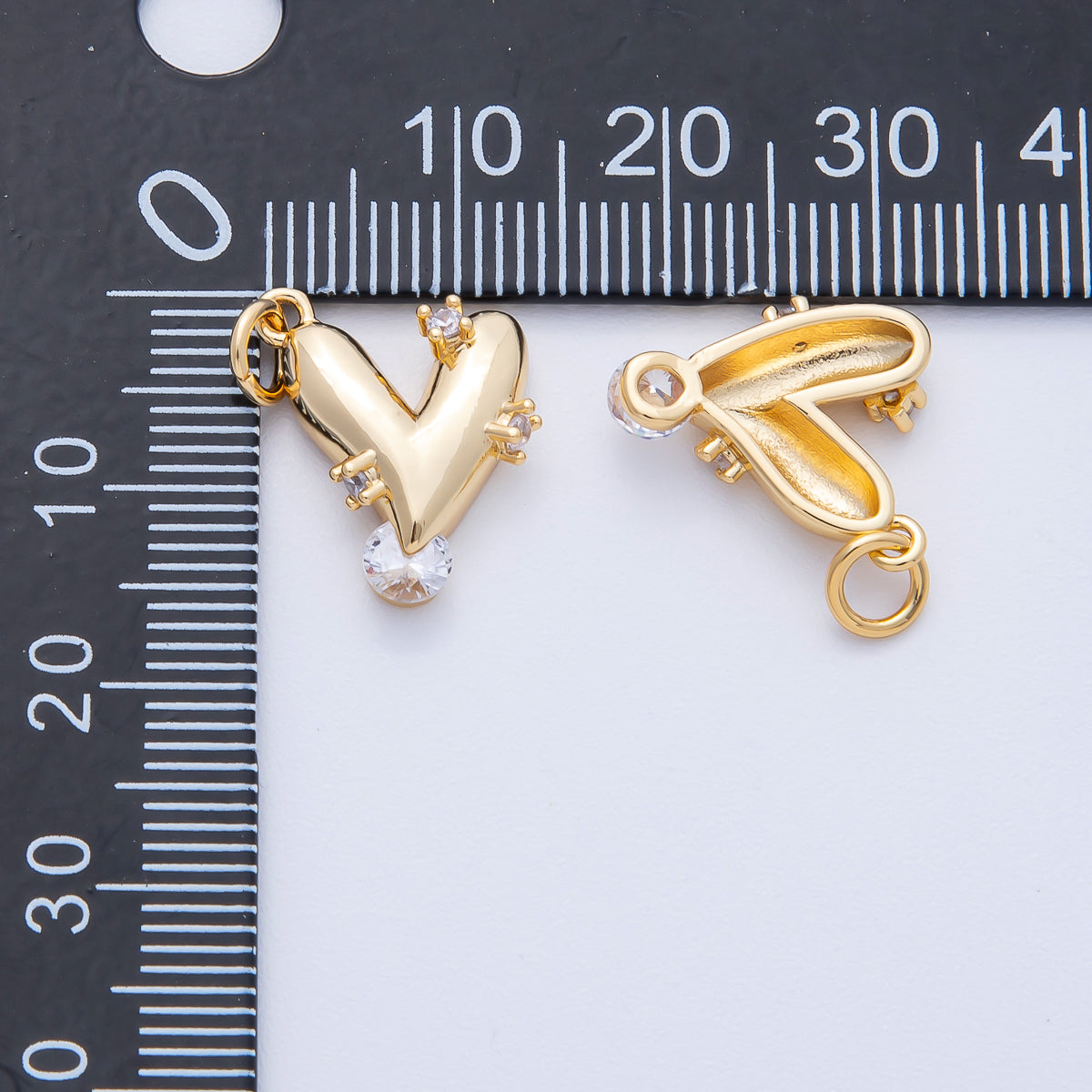 18K Gold Filled 15mm Clear CZ Cluster Chubby Heart Charm | AK175
