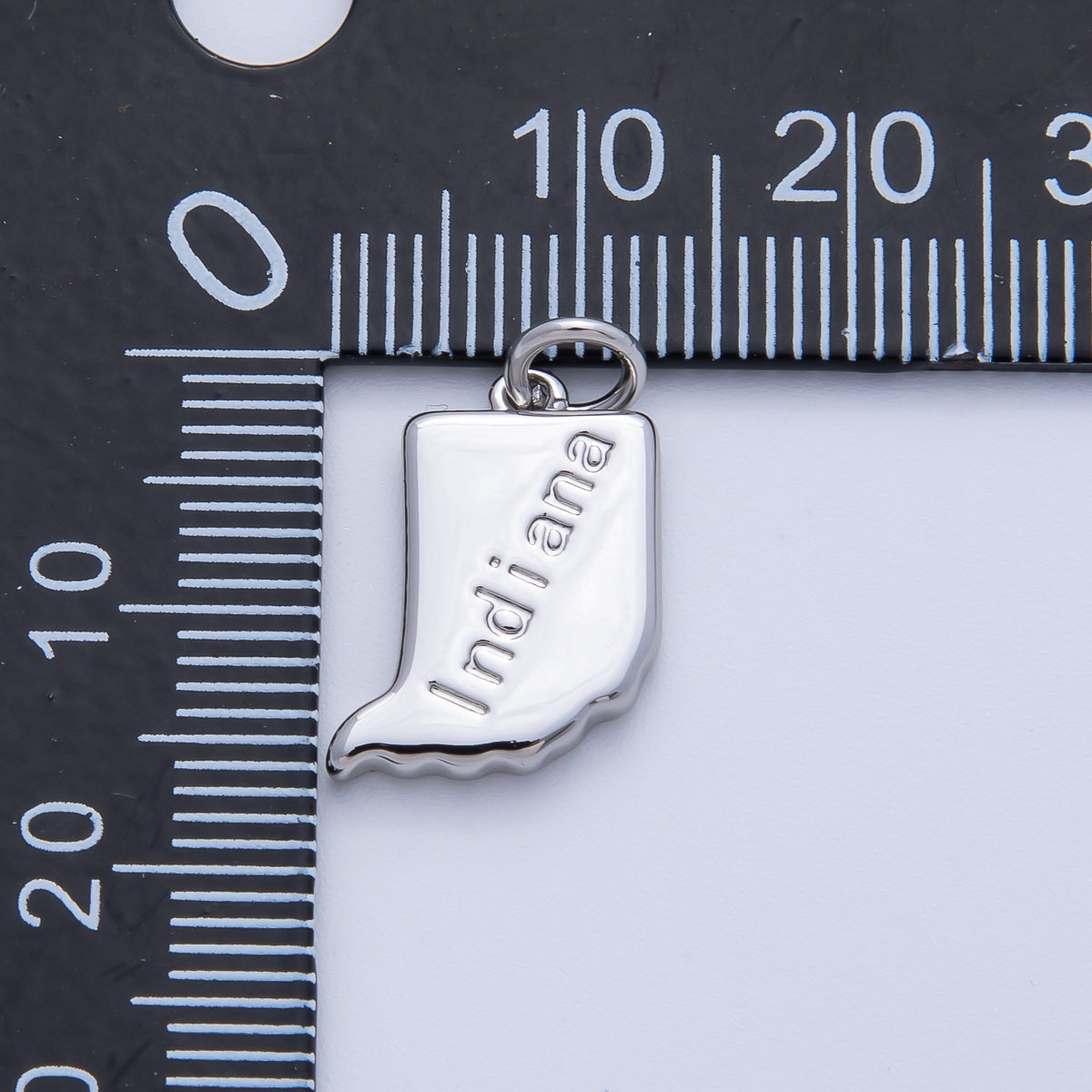 18K Gold Filled United States of America State Map Charm in Gold & Silver | AK064 - AK113