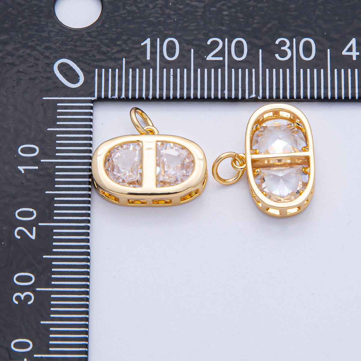 18K Gold Filled 16.5mm Clear CZ Oval Mariner Anchor Charm | AK039