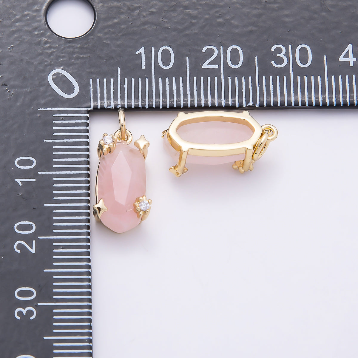 16K Gold Filled 17mm Rose Quartz, Amethyst, Citrine Multifaceted Oval Gemstone CZ Pendant | Charms-01009 - Charms-01011