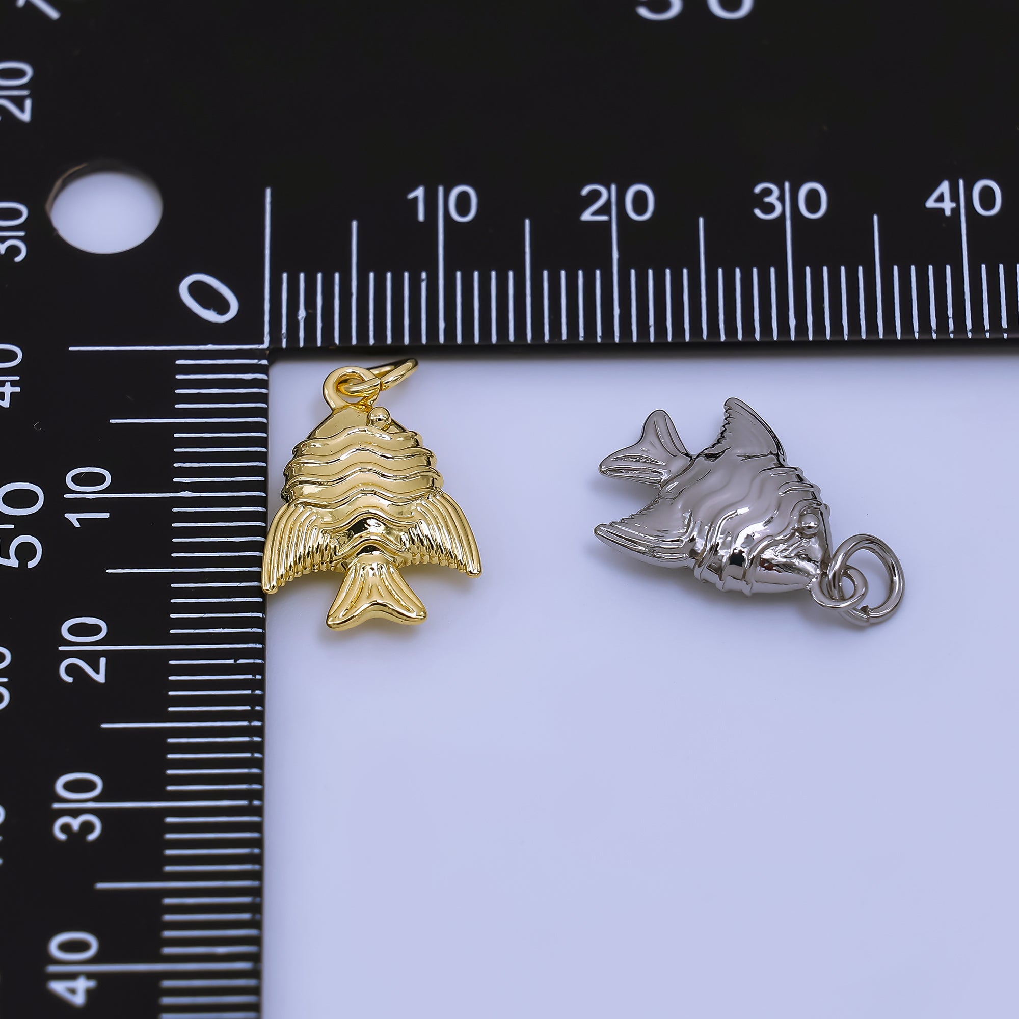 24K Gold Filled 17mm Textured Fish 3D Multidimensional Charm in Gold & Silver | AJ481