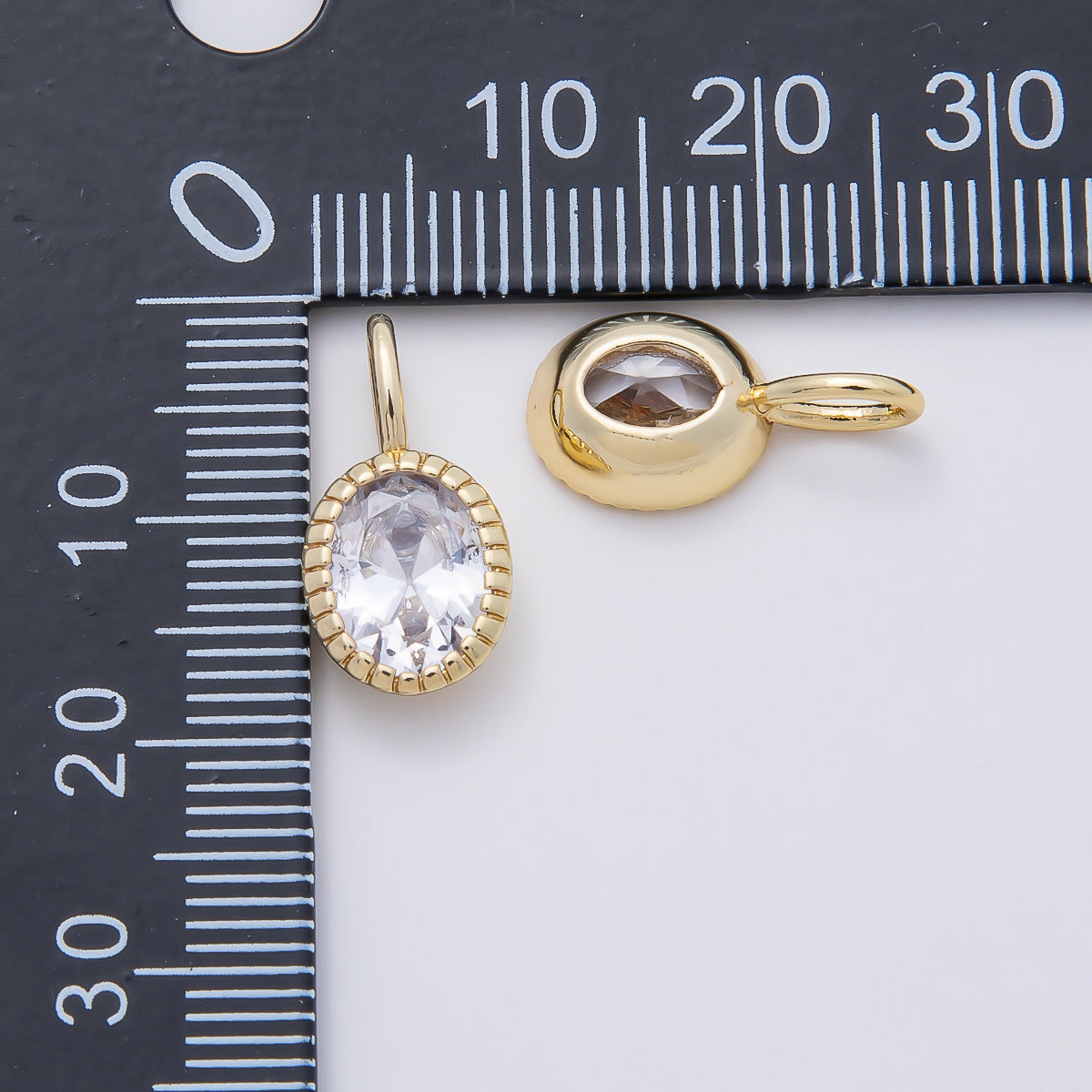 16K Gold Filled 17mm Clear Oval CZ Ribbed Bezel Mini Pendant | Charms-01102