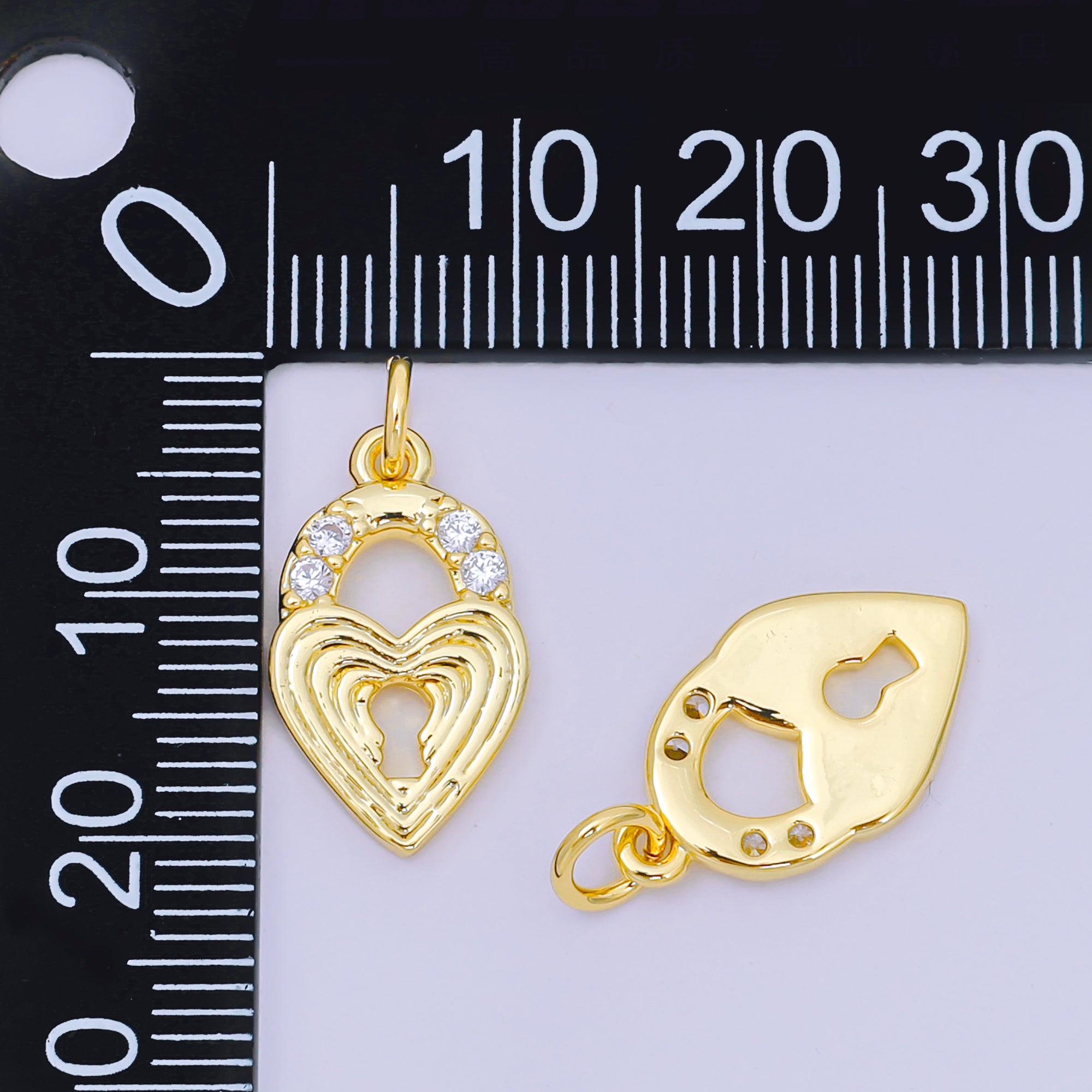 24K Gold Filled 18mm Micro Paved CZ Ribbed Heart Padlock Charm | AH641