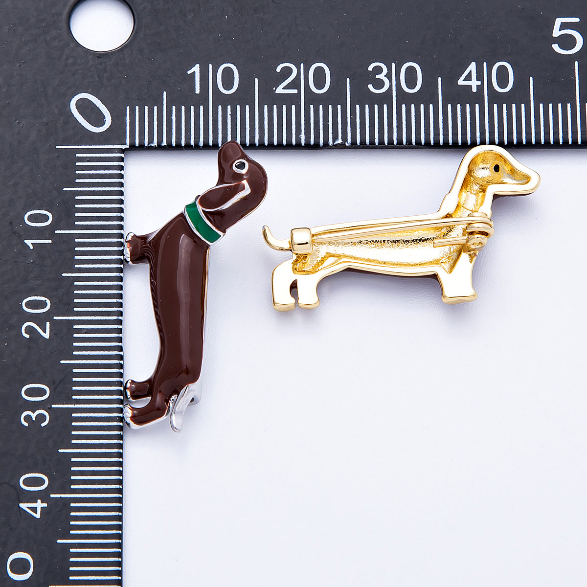 Gold, Silver 18mm x 31mm Brown Dachshund Wiener Dog Puppy Pet Animal Pin Brooch | BH-110 BH-111