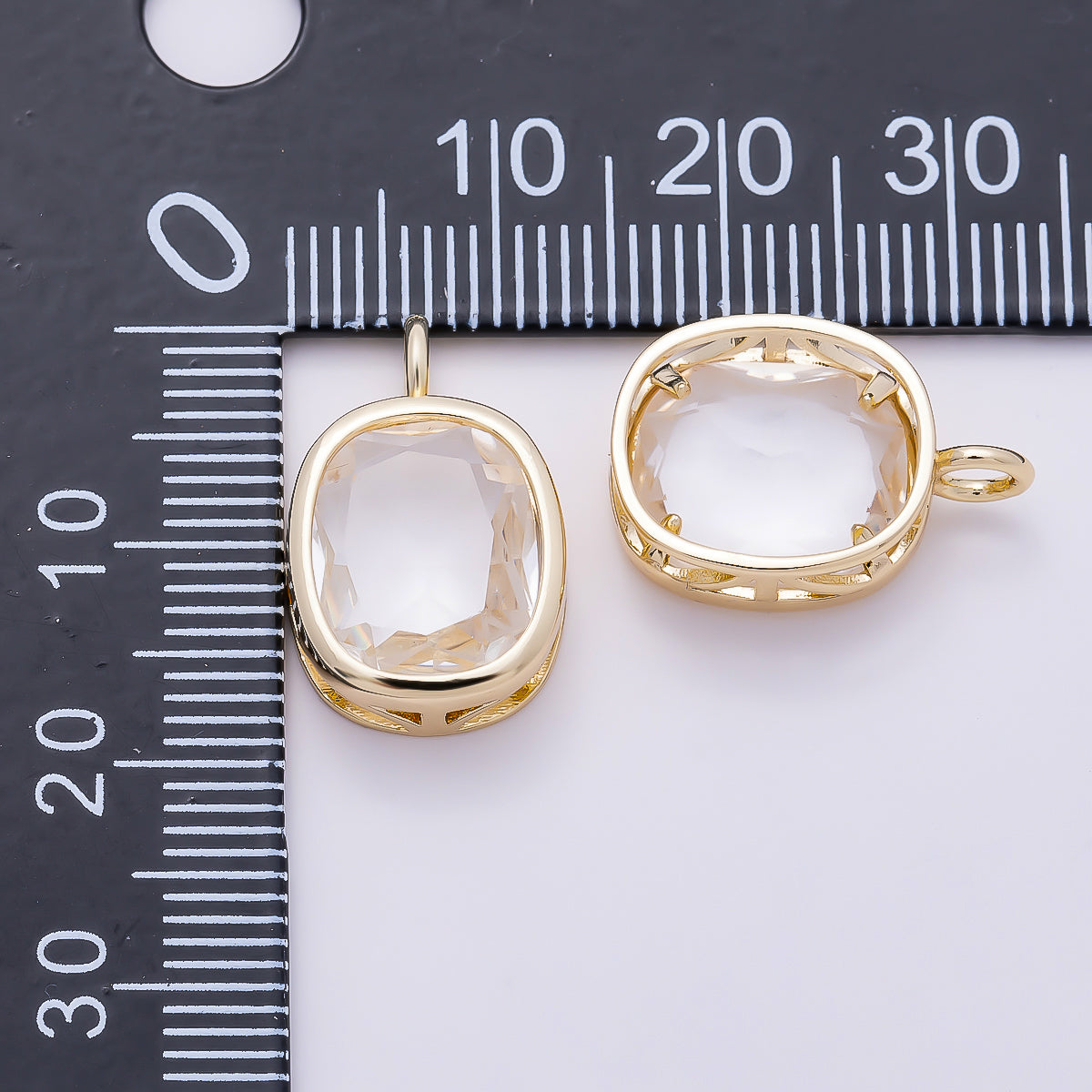 16K Gold Filled 18mm Clear CZ Rounded Oval Baguette Solitaire Bezel Pendant | Charms-01373