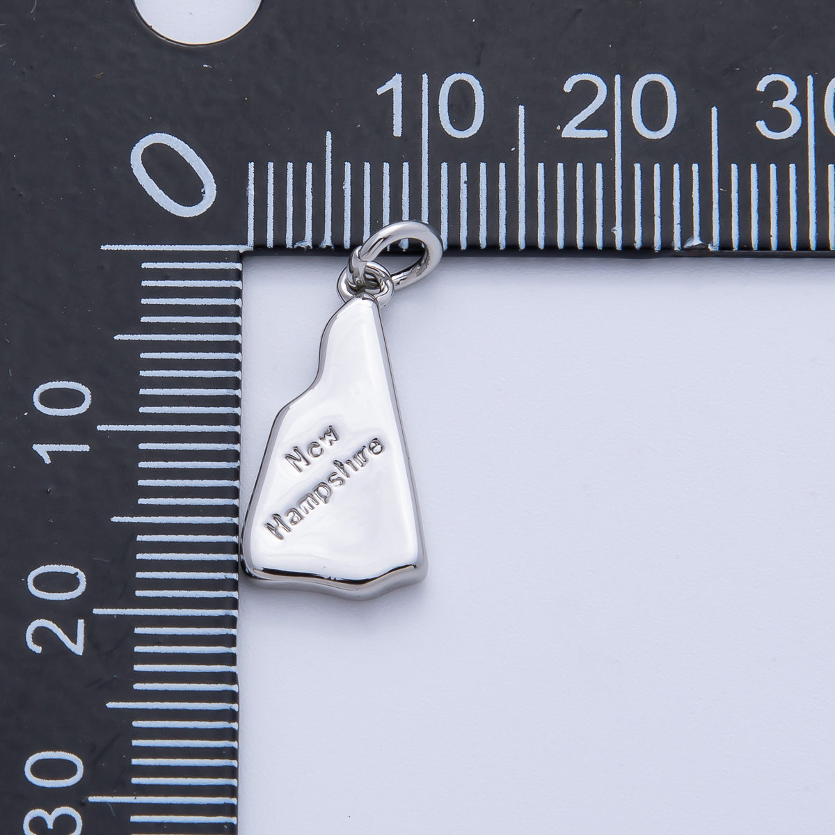 18K Gold Filled United States of America State Map Charm in Gold & Silver | AK064 - AK113