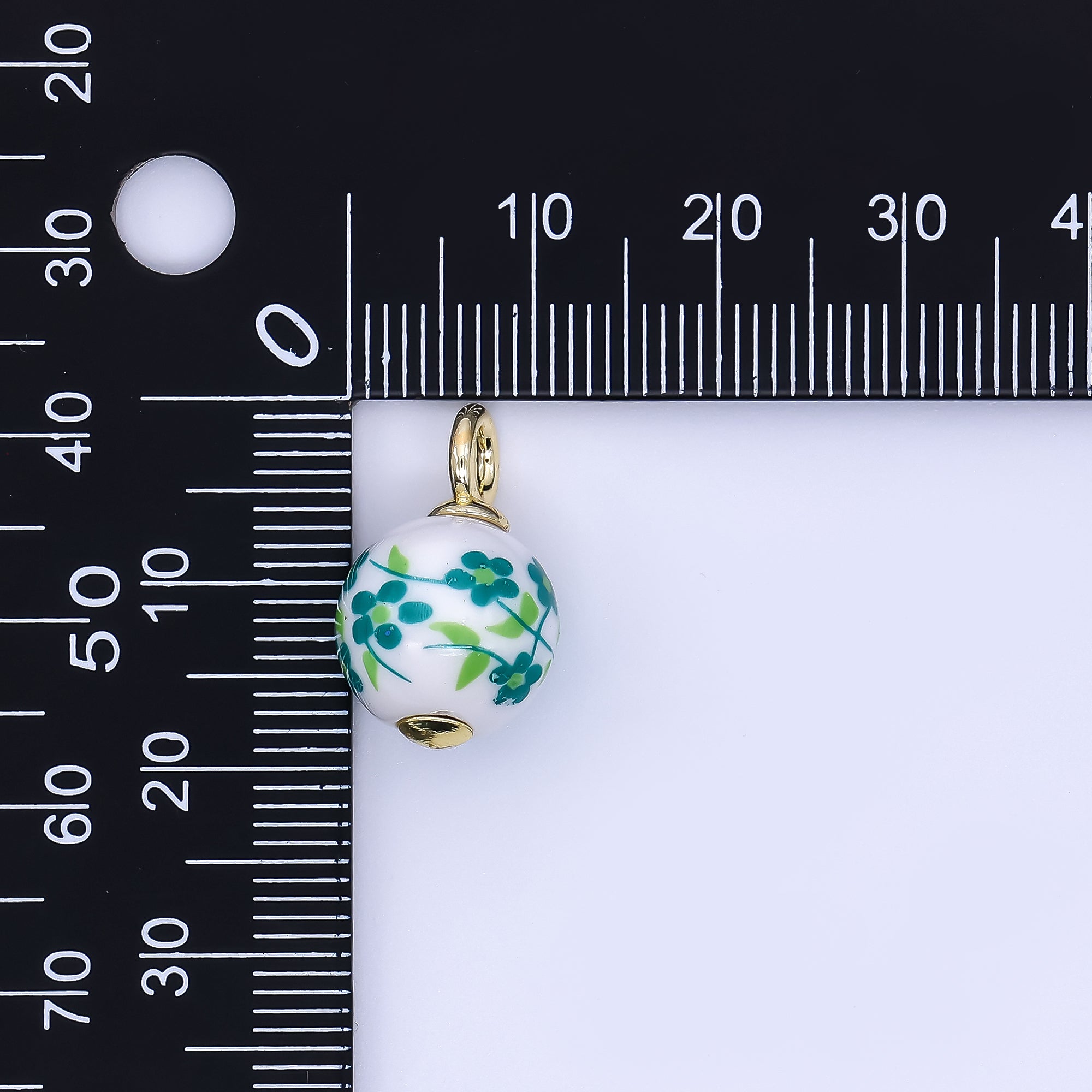 24K Gold Filled 19mm Ceramics Art Round Green Flower Vines Flower Charm | D064