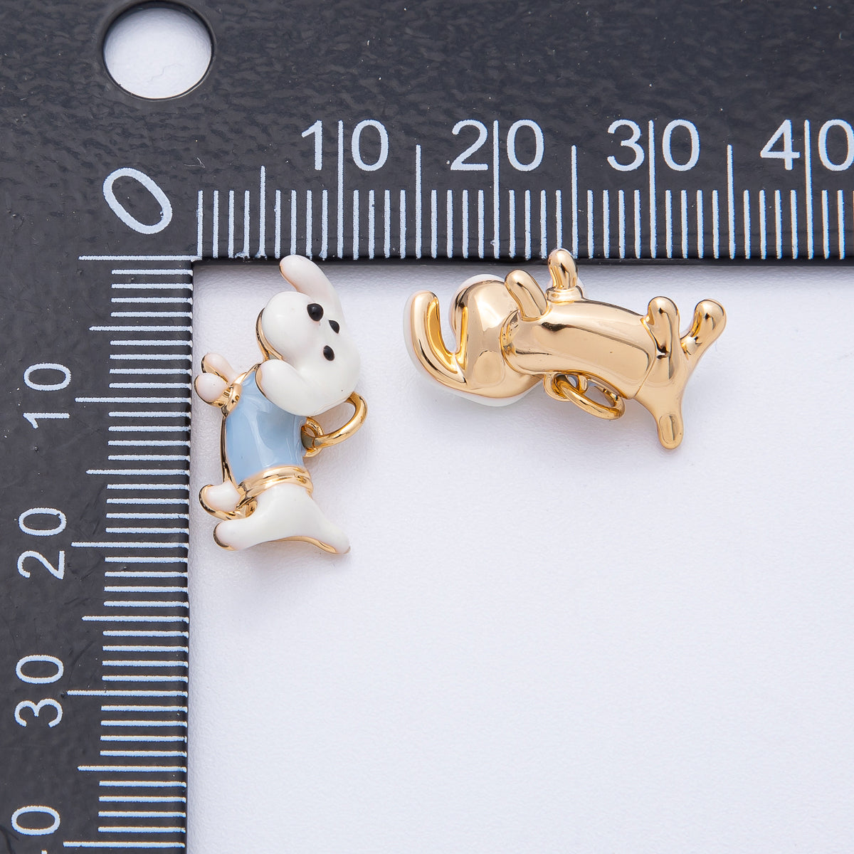 18K Gold Filled 19.5mm Dog Animal Pet Enamel Charm | AK048