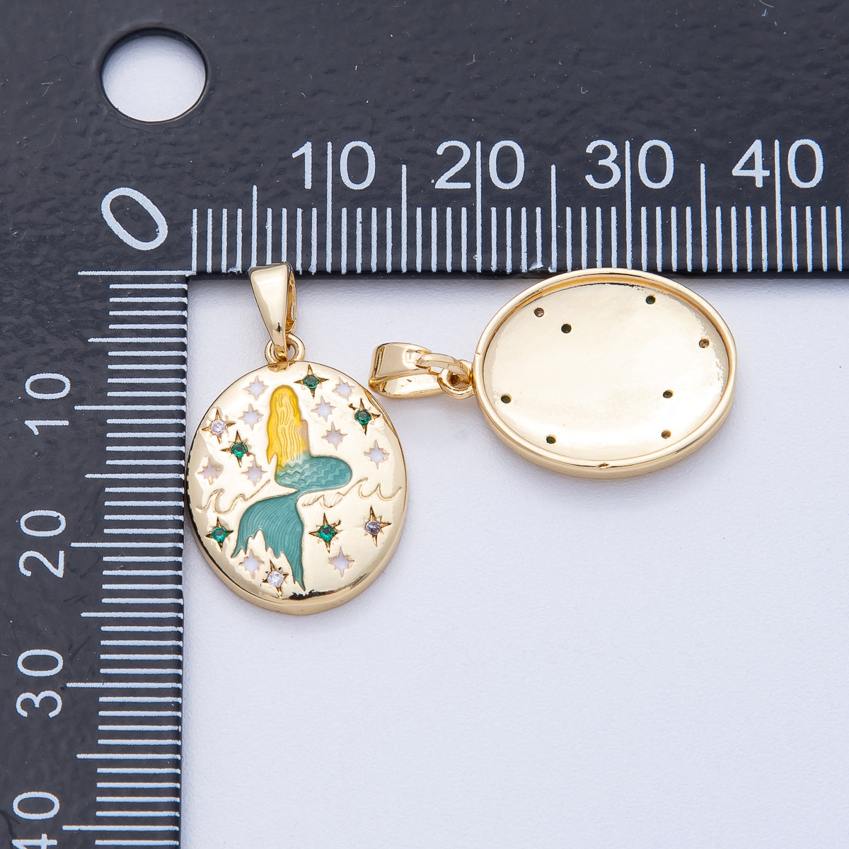 18K Gold Filled 20mm Mermaid Ocean Engraved CZ Oval Pendant | AF1215
