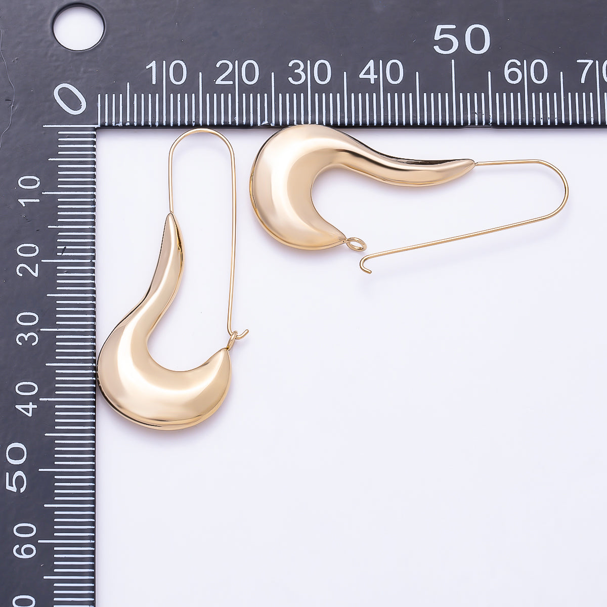Stainless Steel PVD Gold 19mm Curved Minimalist Geometric Hoop | Earrings-00753