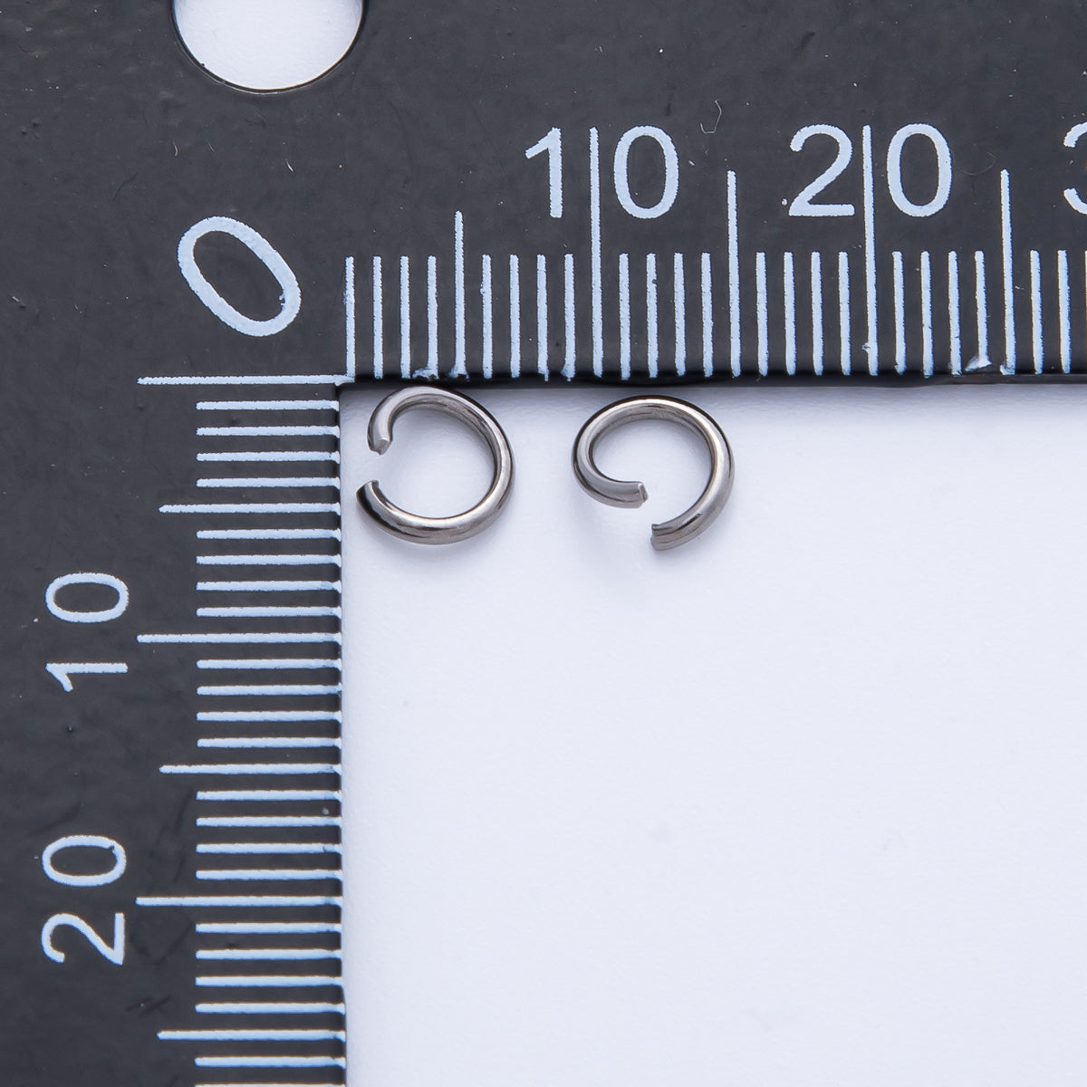 Stainless Steel 6mm x 1mm Jump Ring Findings by 10 Pieces | Findings-00059