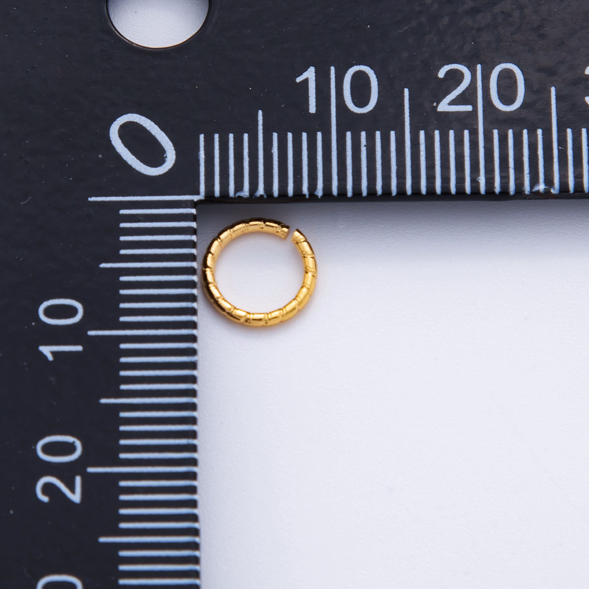 18K Gold Filled 8mm Open Twisted Croissant Round Jump Ring Finding Set | Z1600