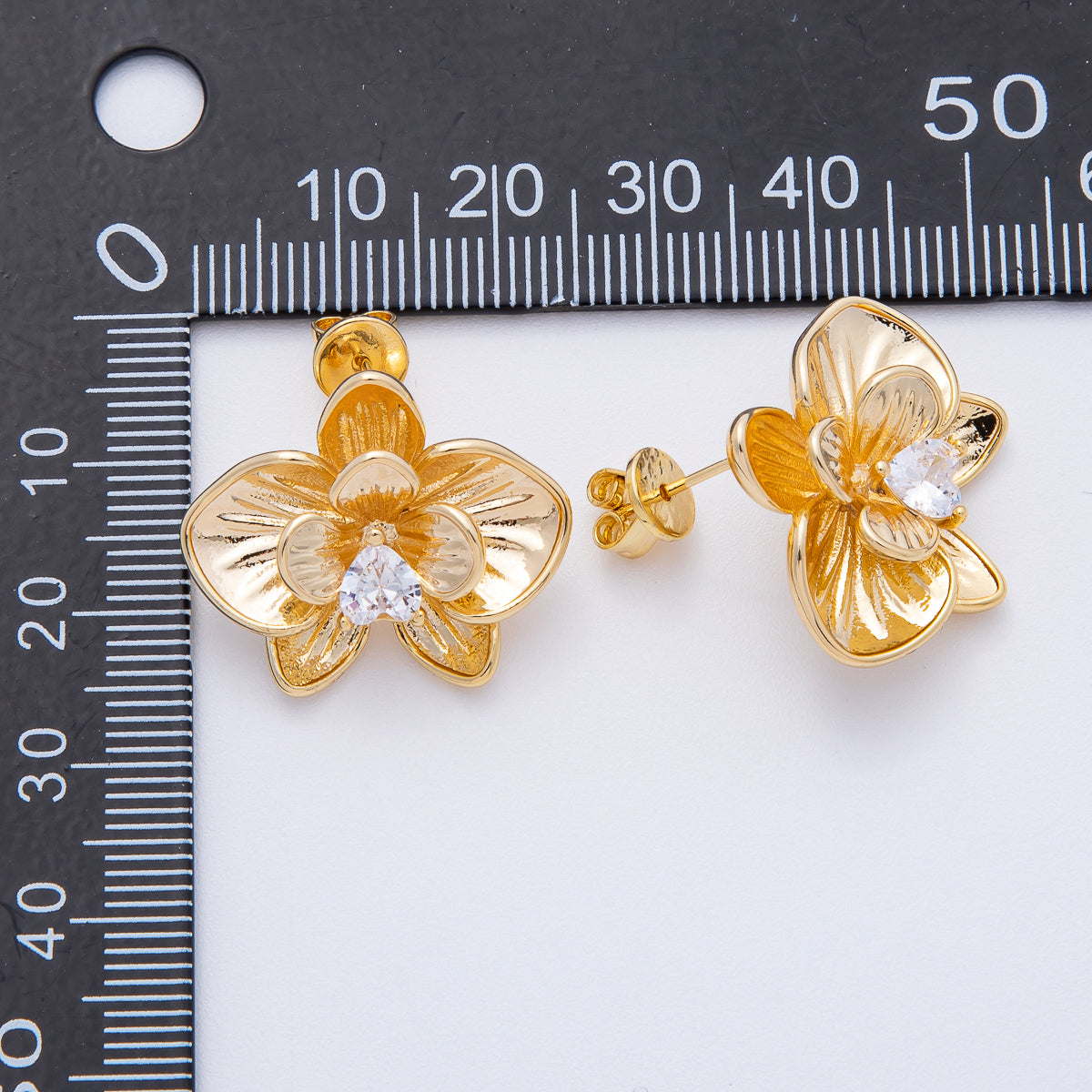 18K Gold Filled 20mm Clear CZ Heart Flower Stud Earrings | T011