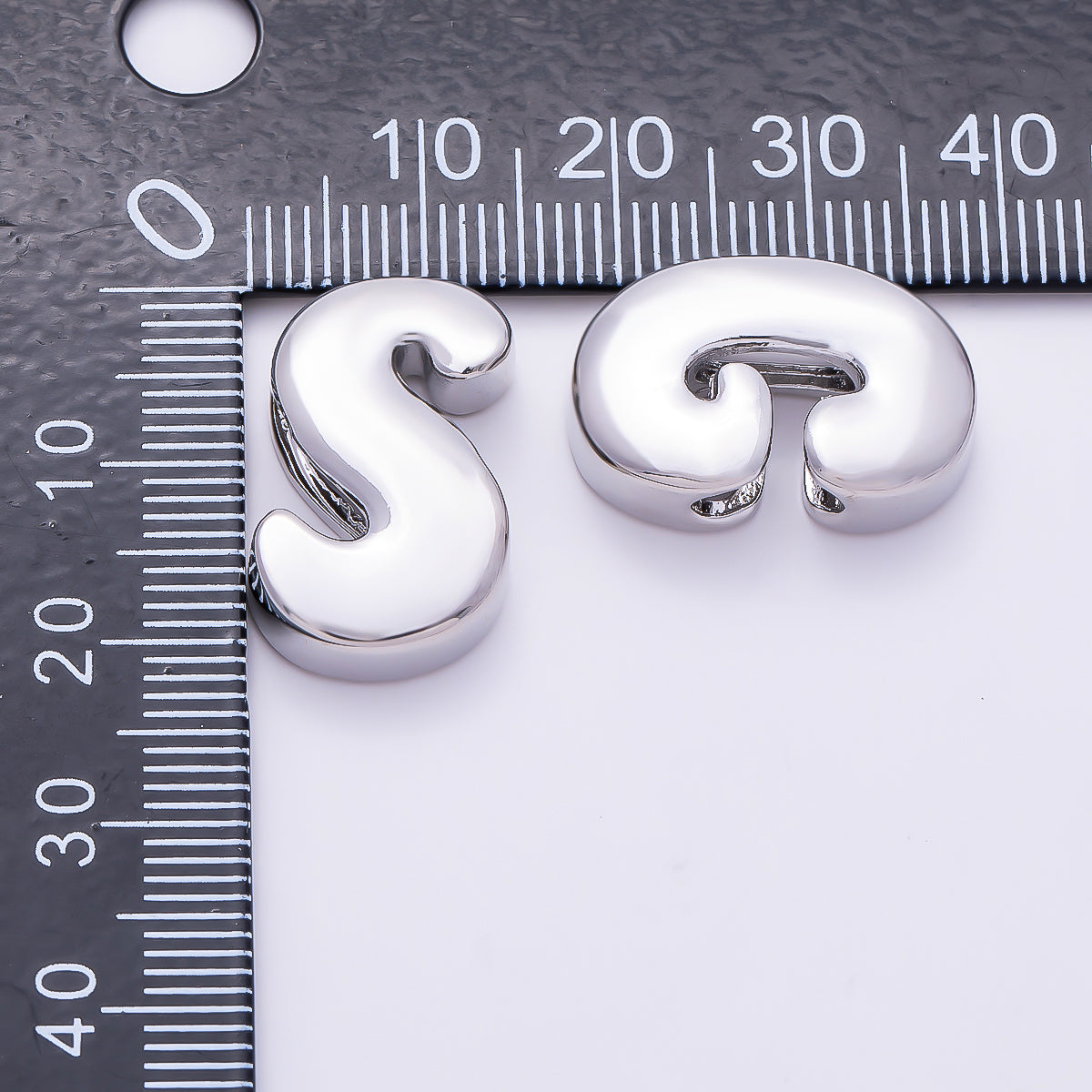 Silver 20mm Minimalist Chubby Initial Letter A-Z Alphabet Personalized Bead | Beads-00440 ~ Beads-00439 (Copy)