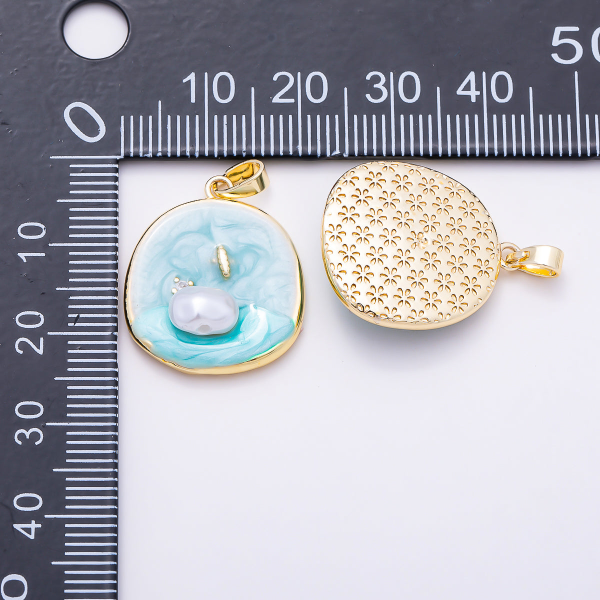 16K Gold Filled 22mm White Baroque Freshwater Pearl Ocean Beach Charm | Charms-01887